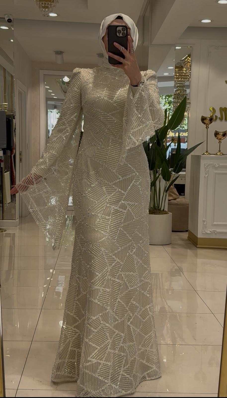Pınar Şems Meriç Abiye