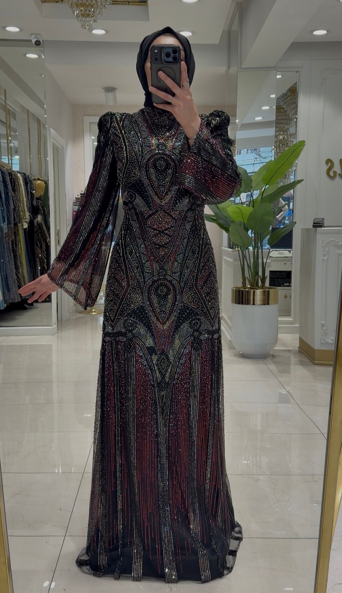 Pınar Şems Nazan Abiye