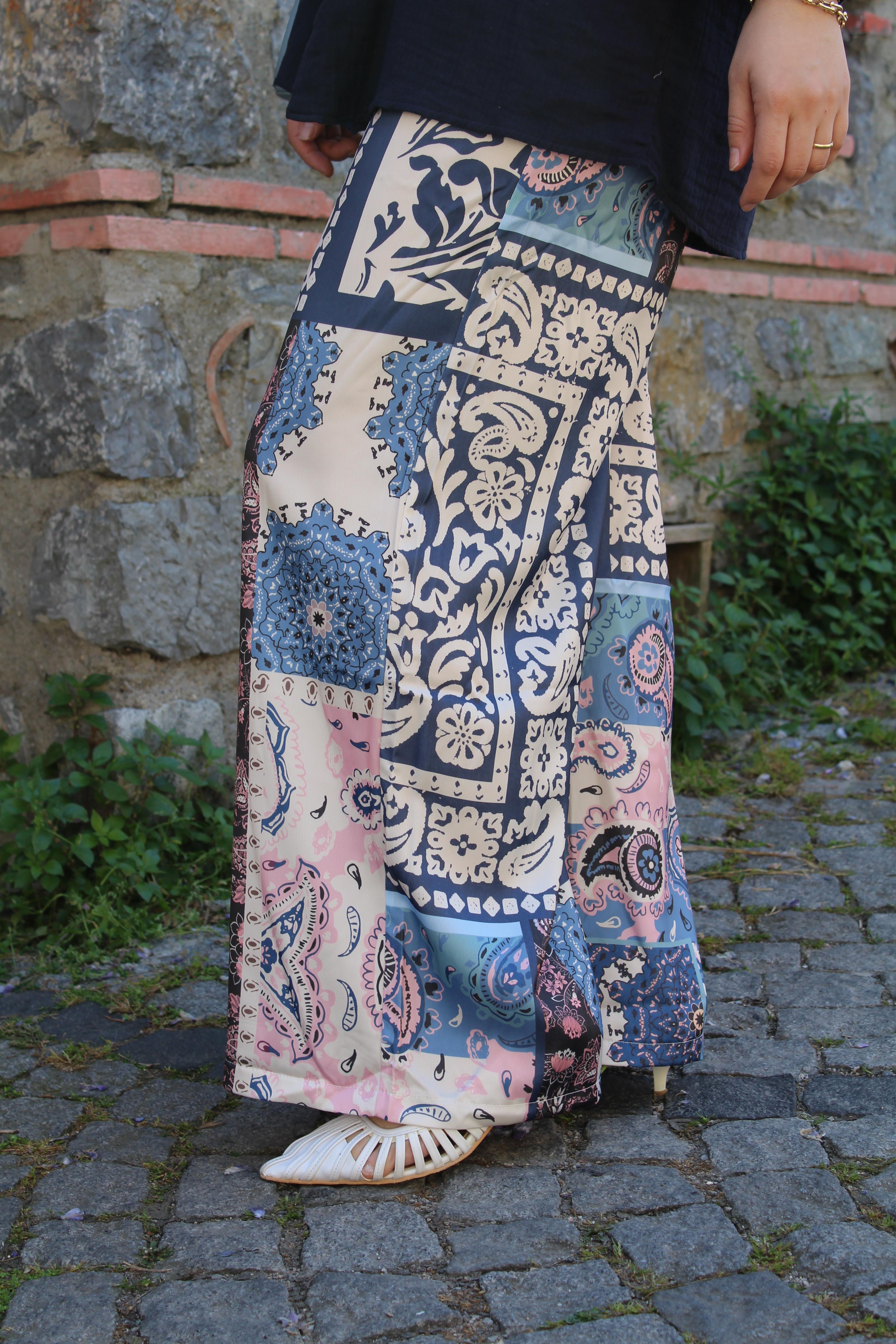 PantolonEtnik Desenli Saten Mavi Pantolon
