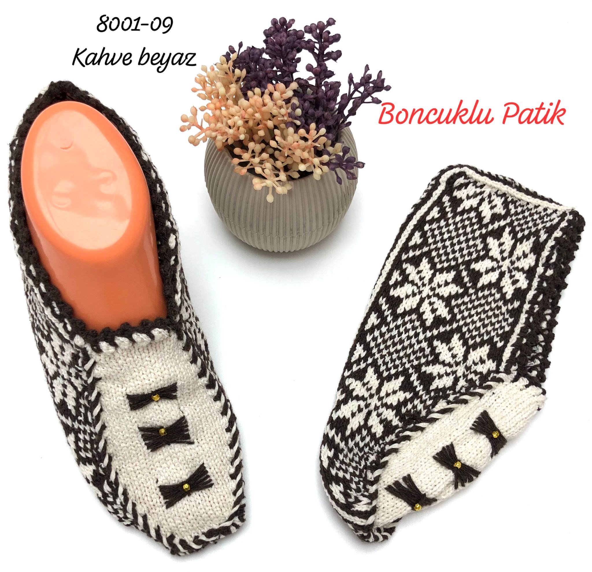 8001 Boncuklu Patik