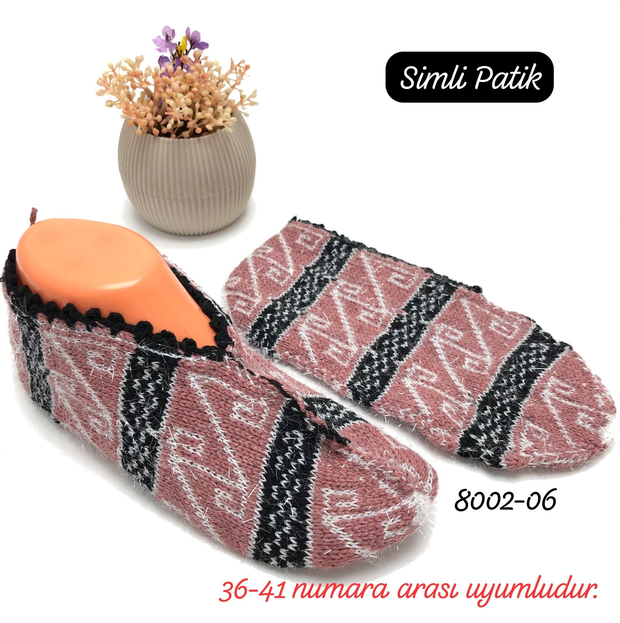 8002 Desenli Simli Patik