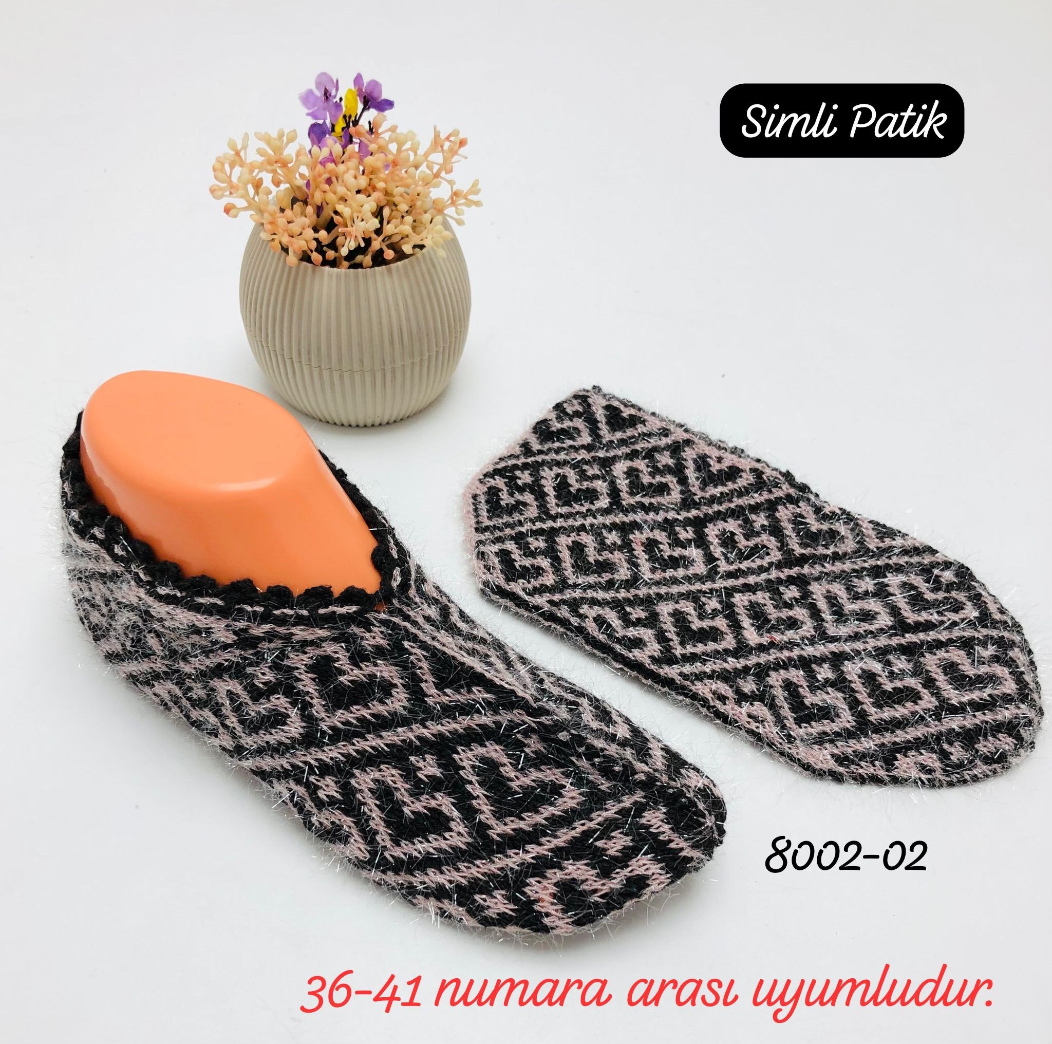 8002 Desenli Simli Patik