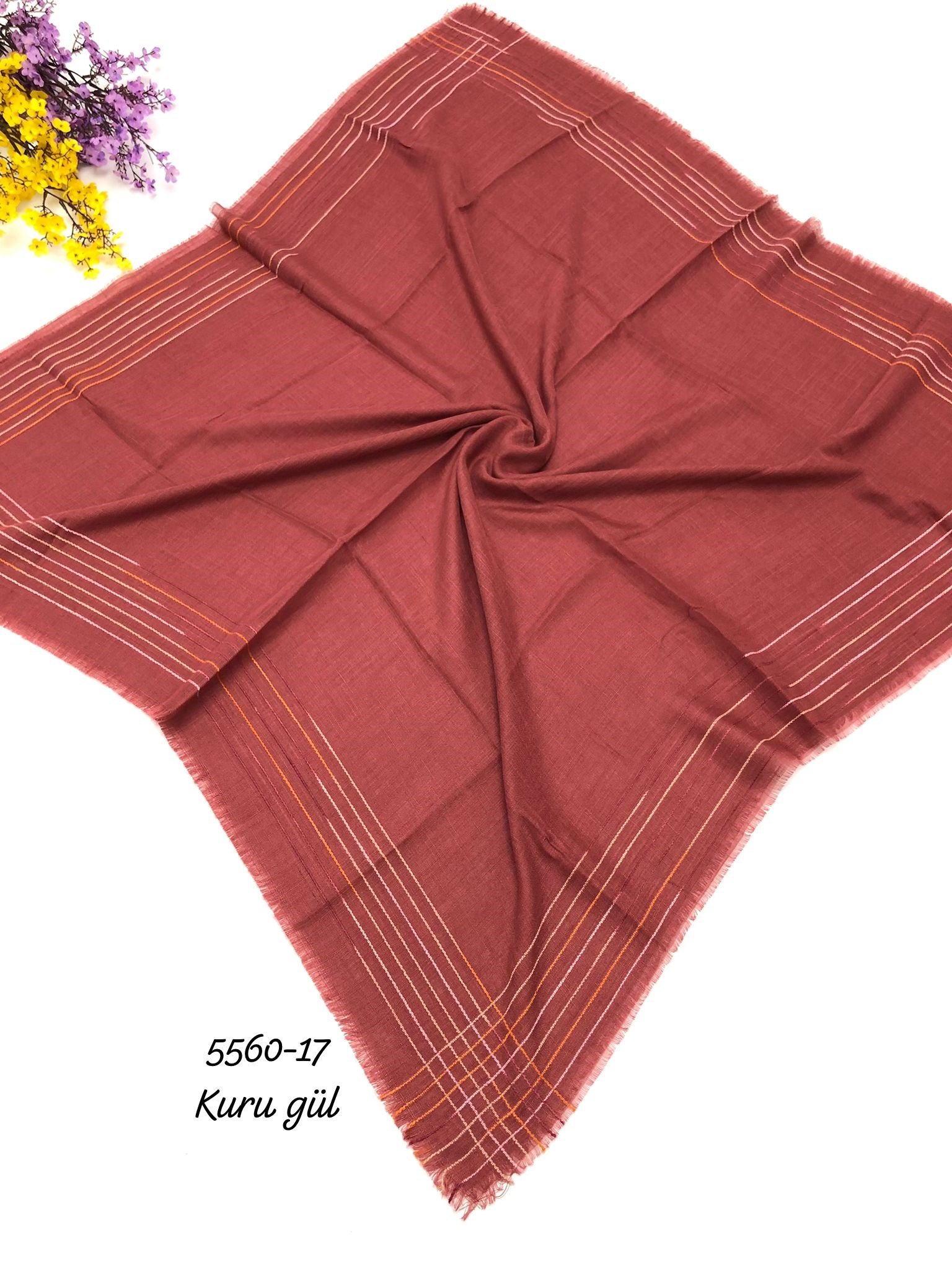 5560 Kenar Şeritli Pamuk Eşarp