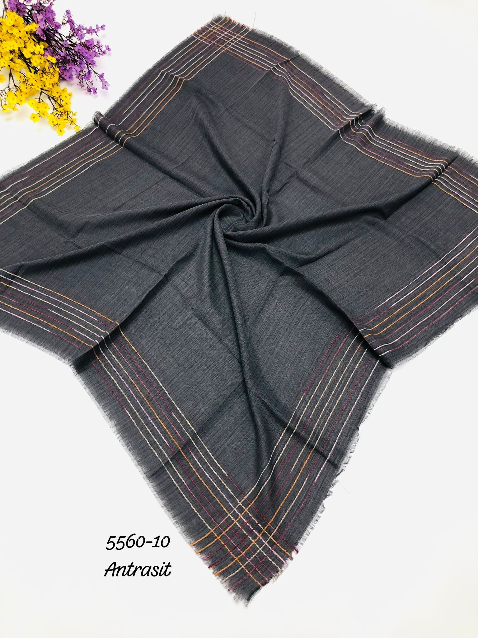 5560 Kenar Şeritli Pamuk Eşarp