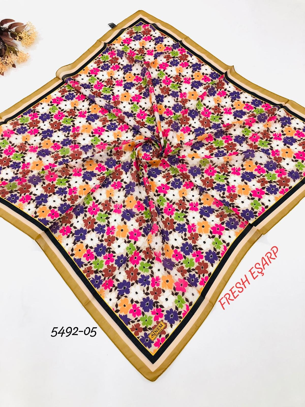 5492 Fresh Eşarp