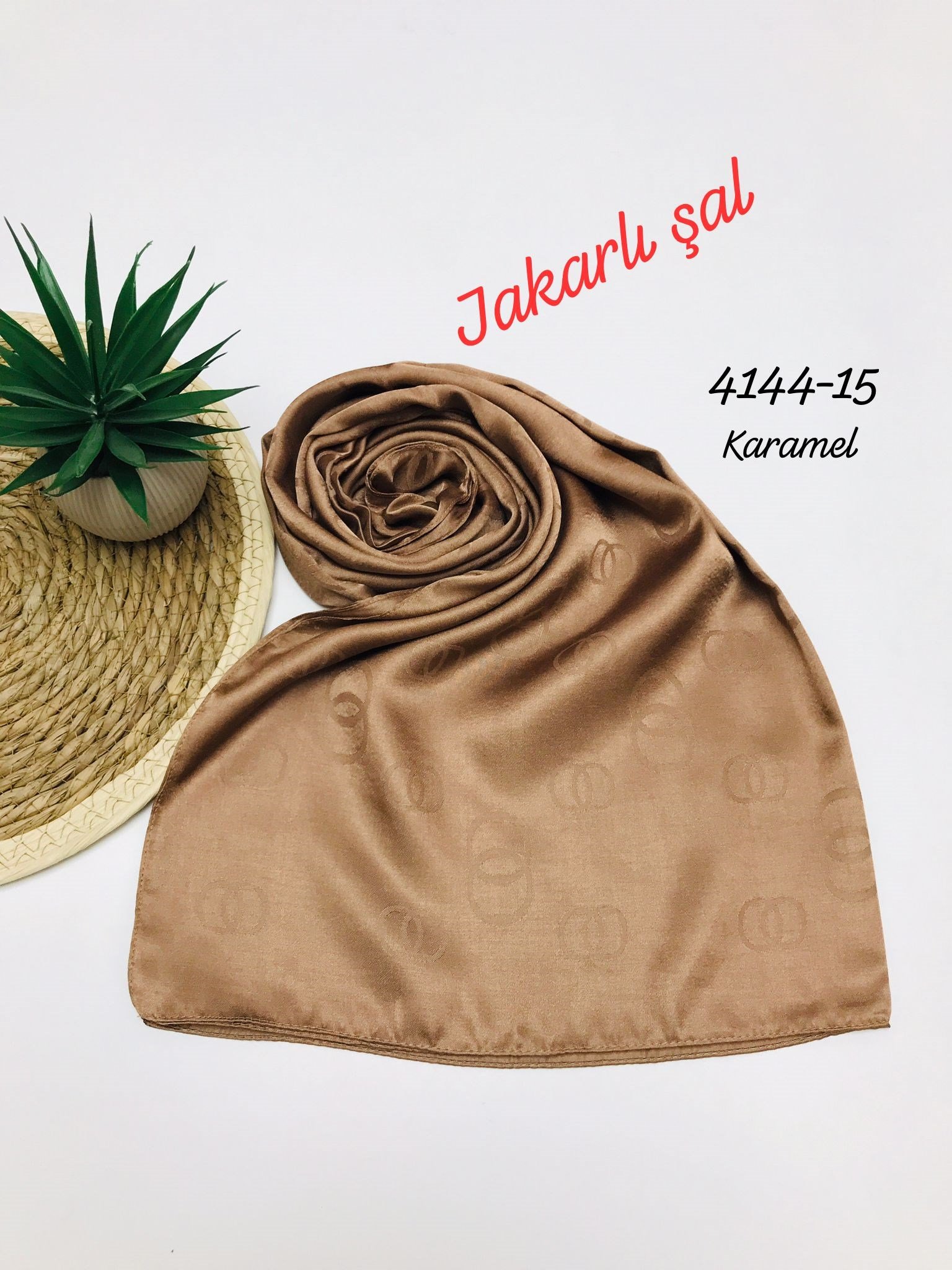 4144 Jakarlı Şal