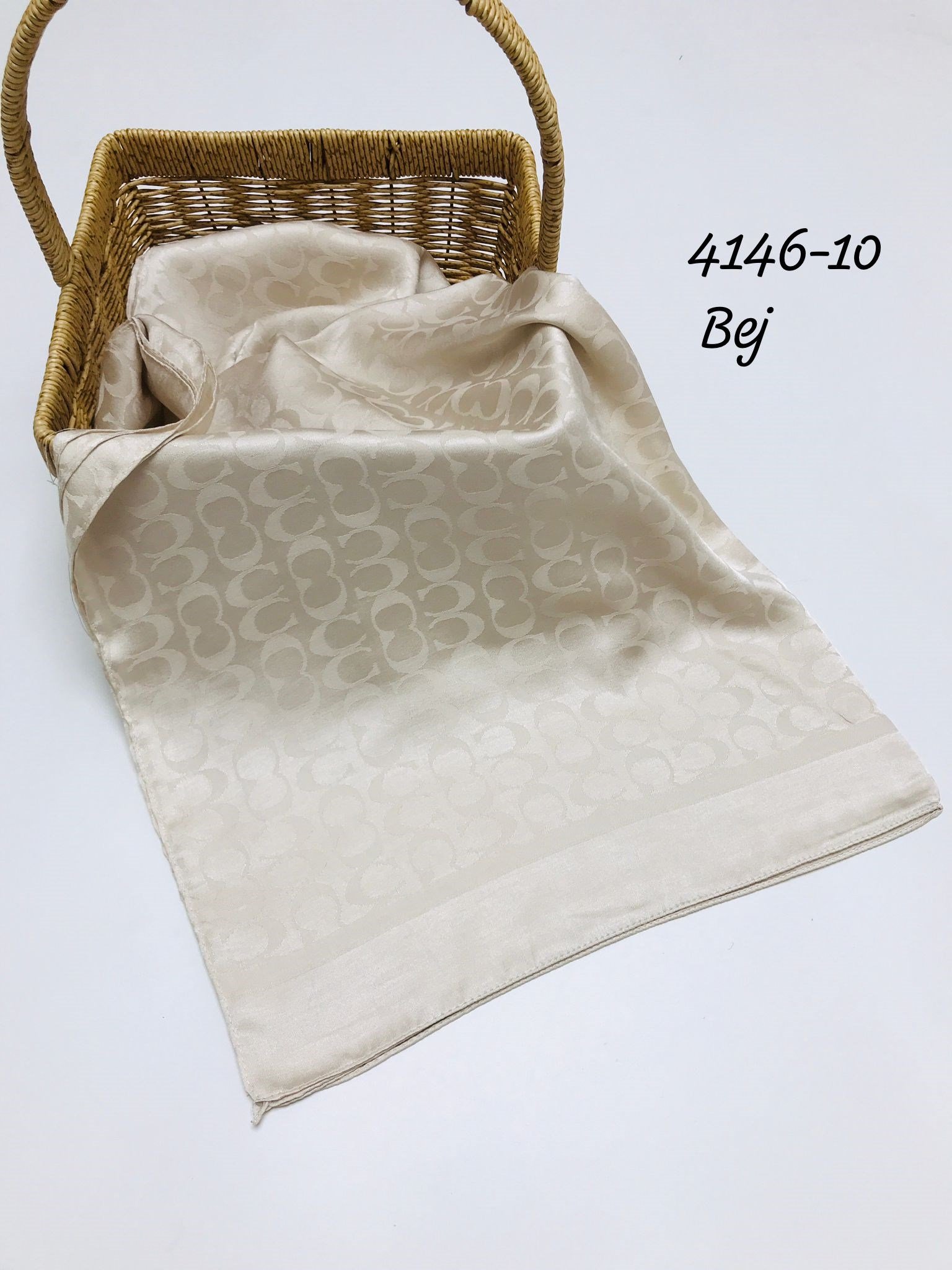4146 Jakarlı Şal