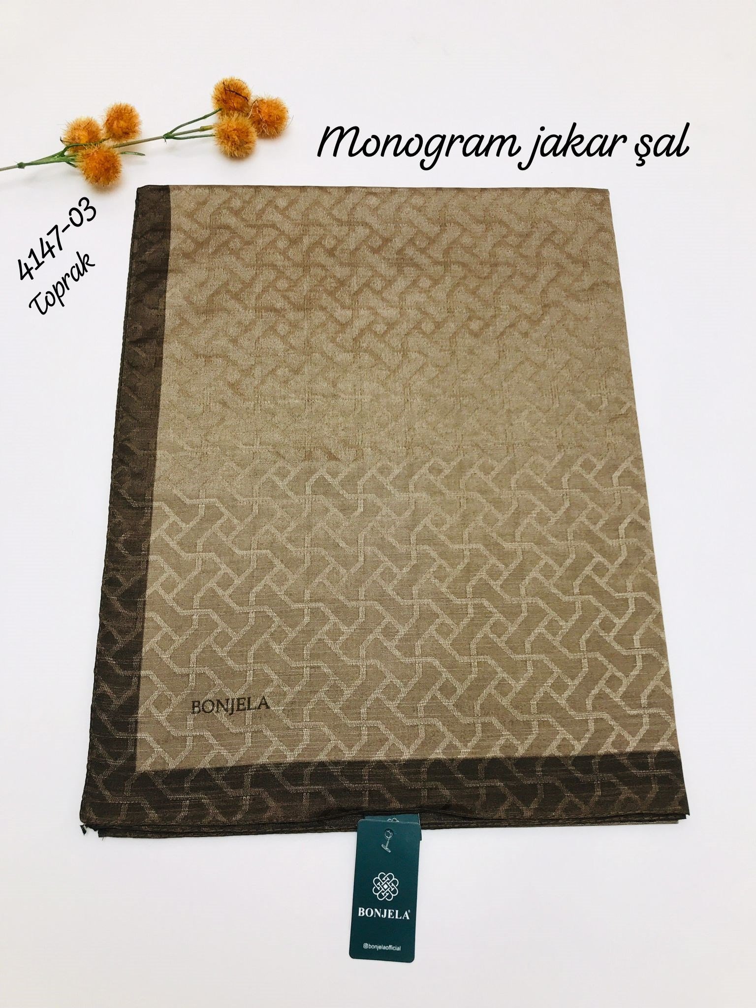 4147 Monogram Jakar Şal