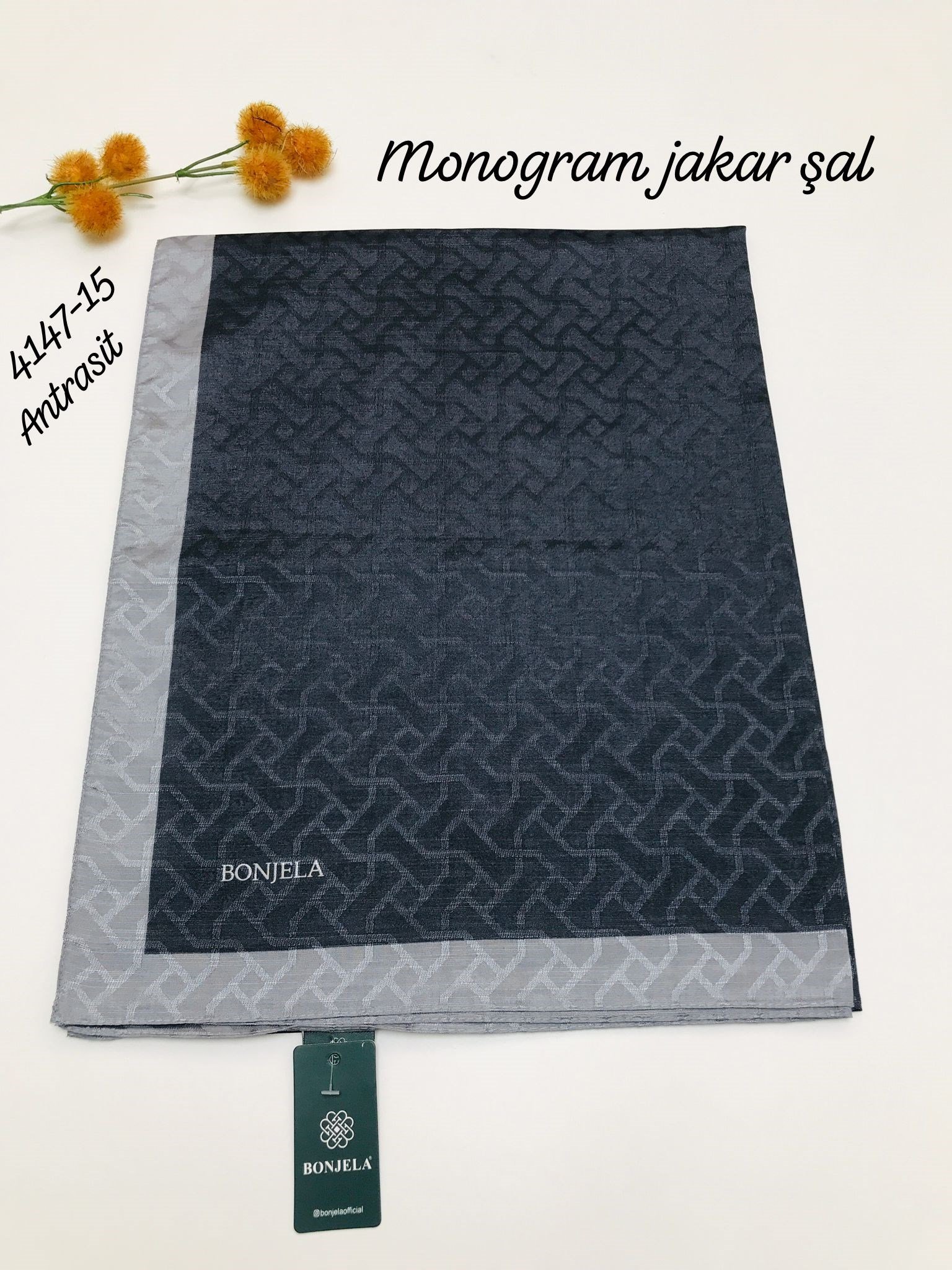 4147 Monogram Jakar Şal