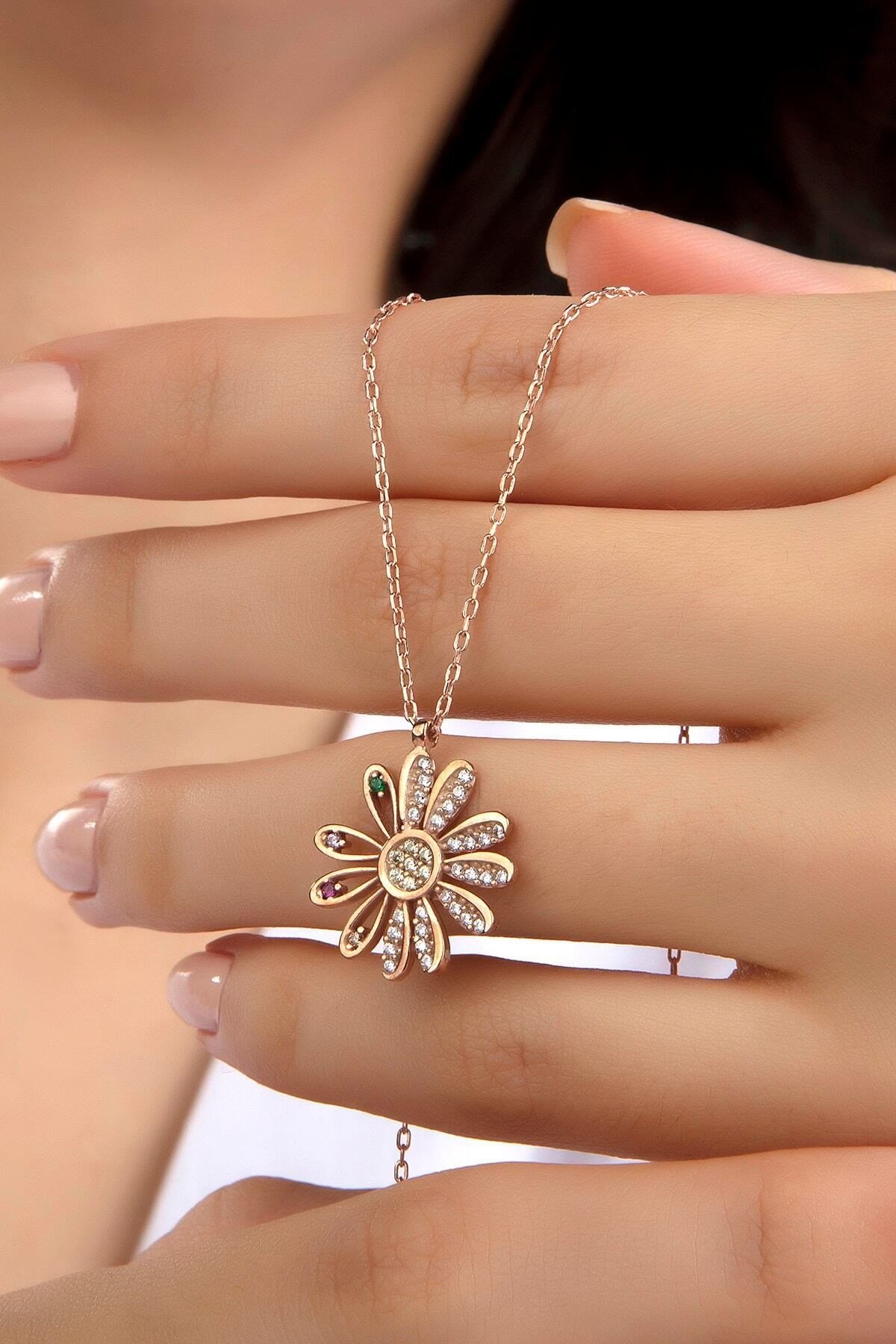 Kadın Orjinal 925 Ayar Gümüş Zirkon Taşlı Papatya Çicek Model Kolye