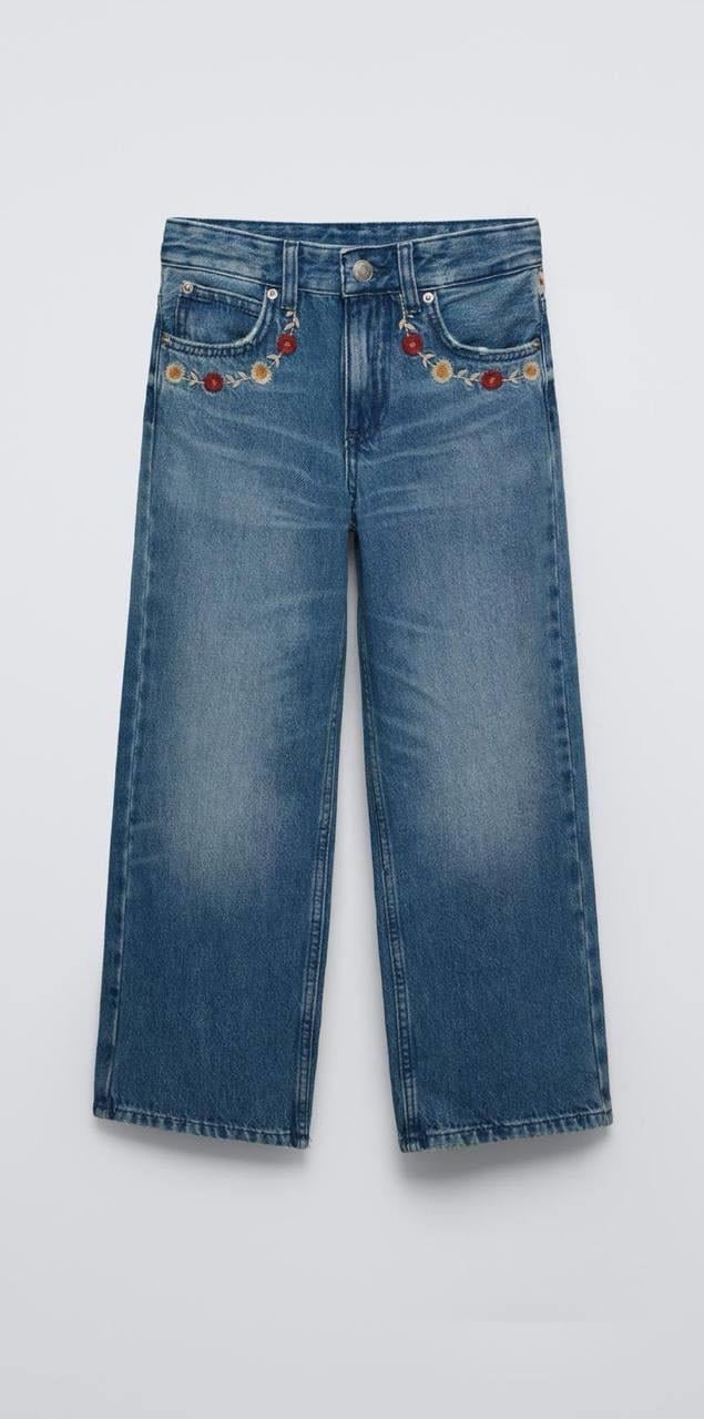 Beli Çiçek Nakışlı Kot Pantolon