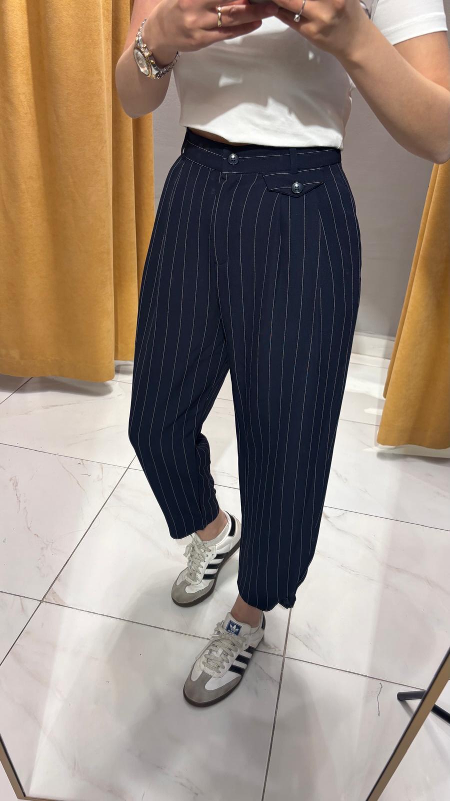 LACİVERT ÇİZGİLİ HAVUÇ PANTOLON 