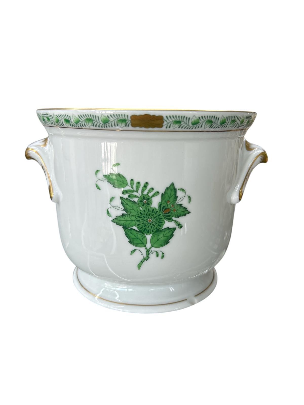 HEREND CACHEPOT