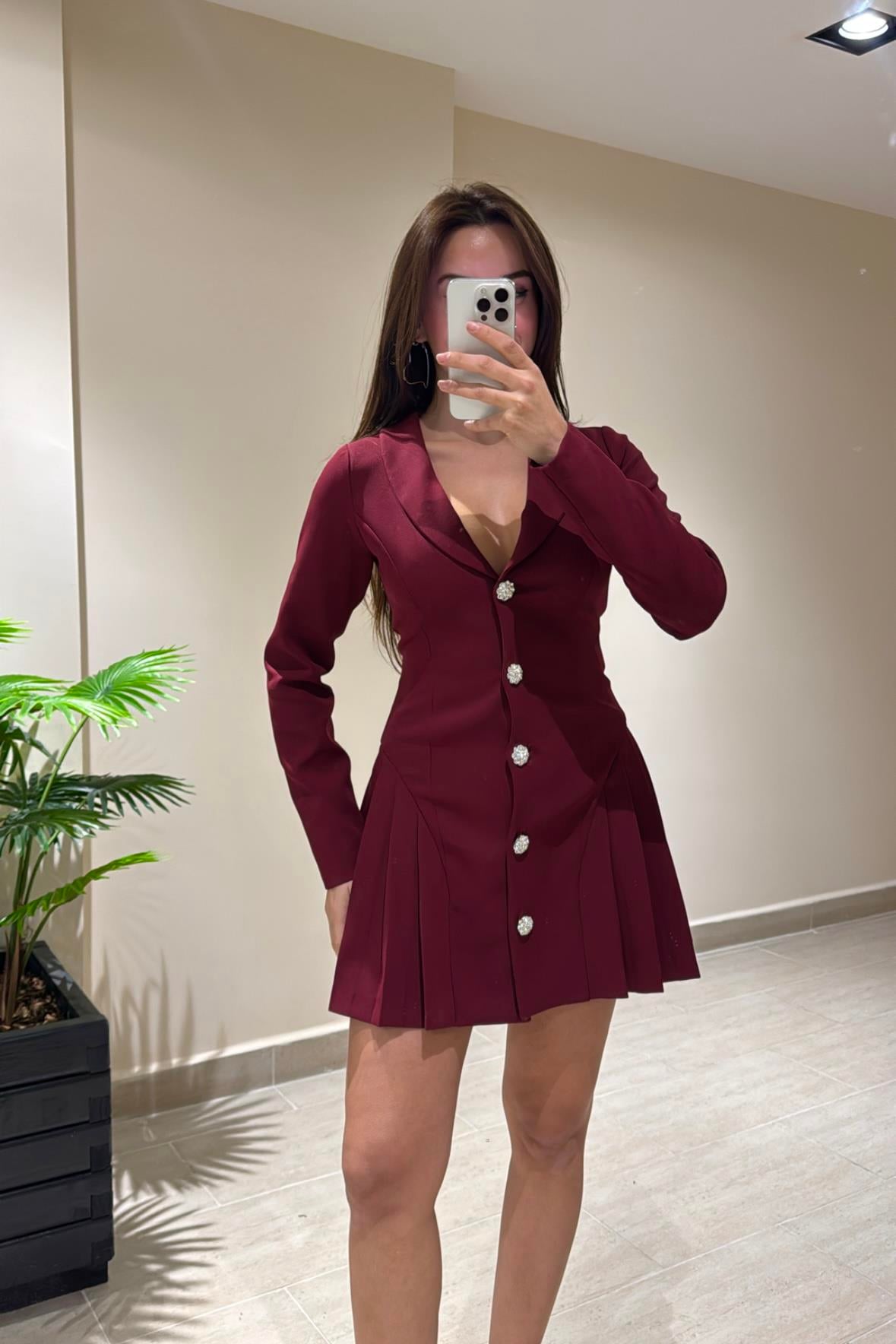 TAŞ DETAYLI PİLELİ ELBİSE - BORDO