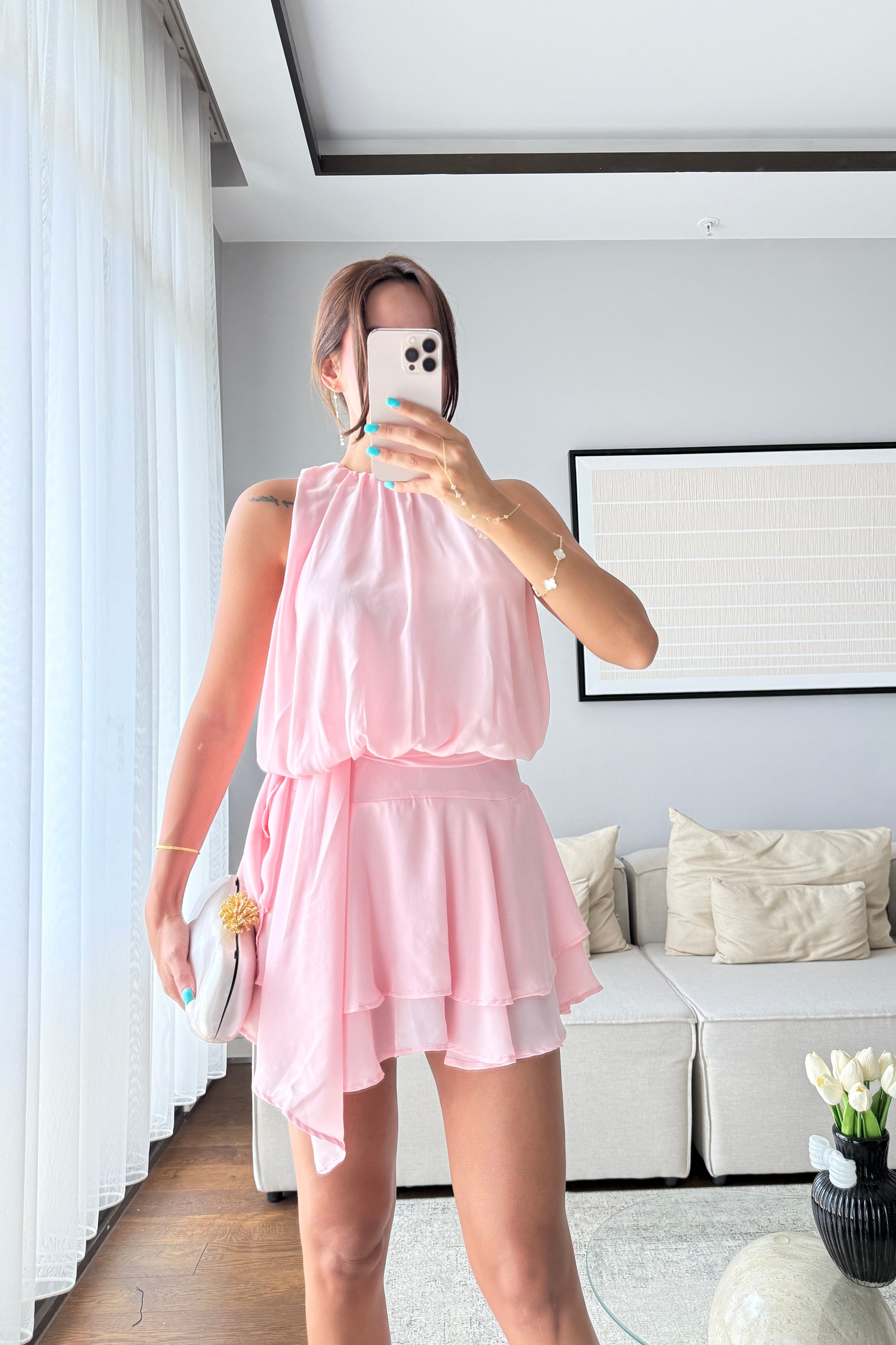VOLANLI PEMBE ELBİSE