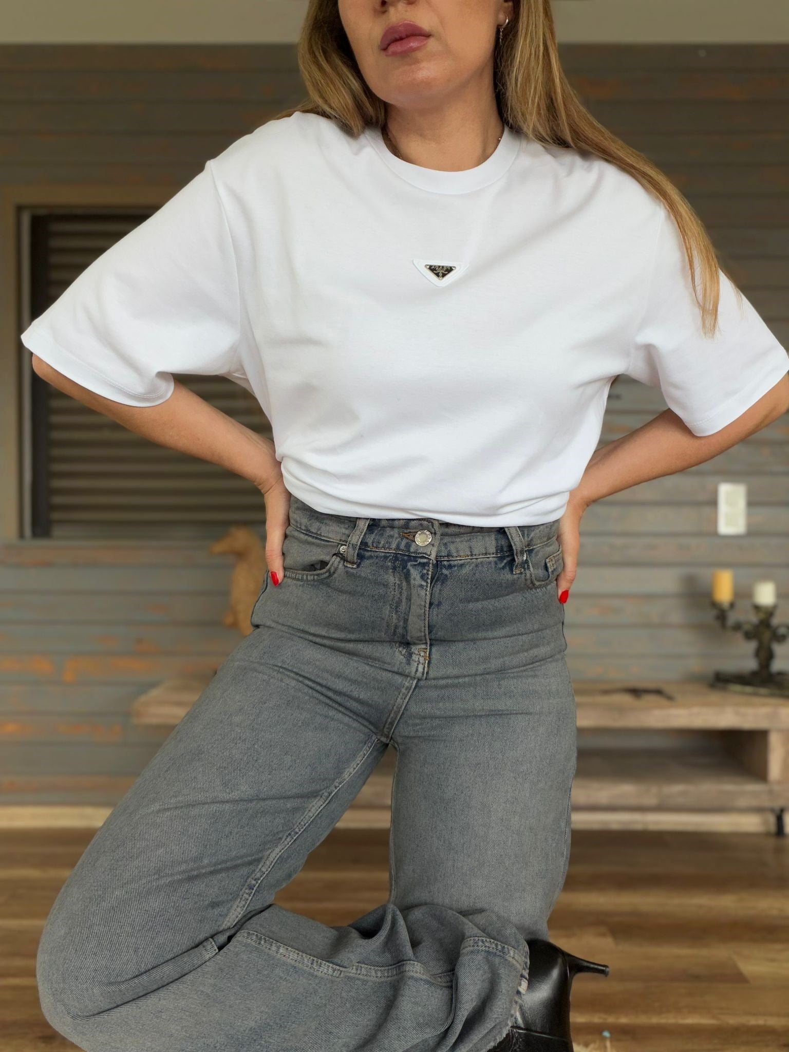 Arka Cep Metal Logo Detaylı Jean Pantolon