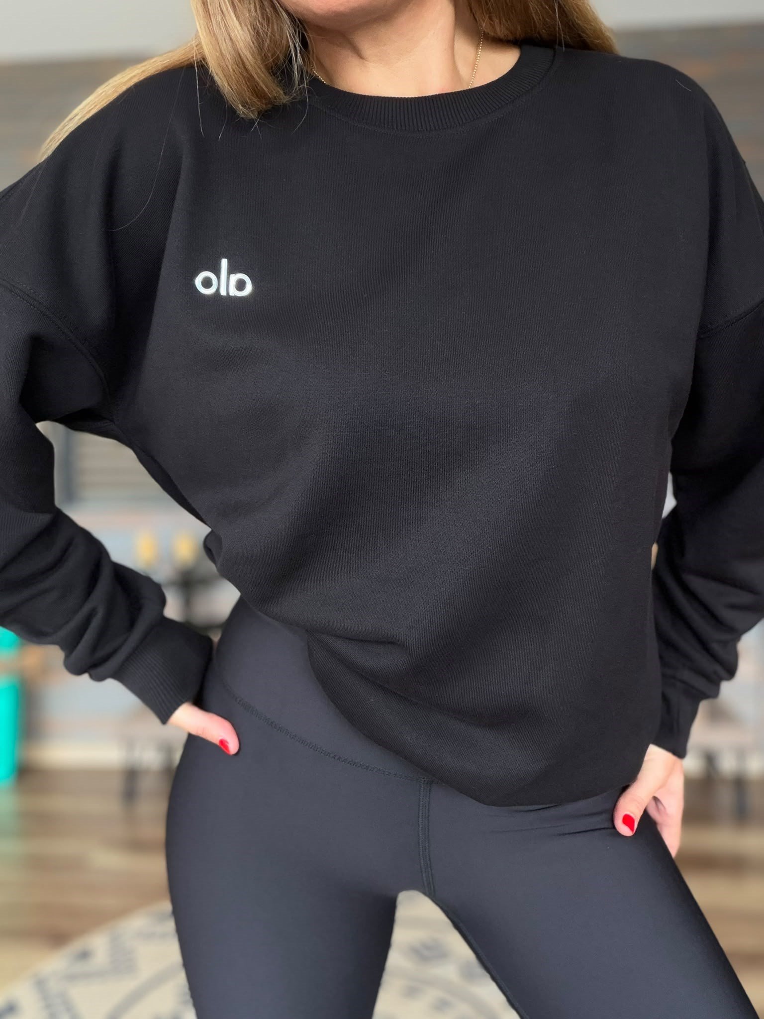 Gümüş Logolu Basic Sweatshirt