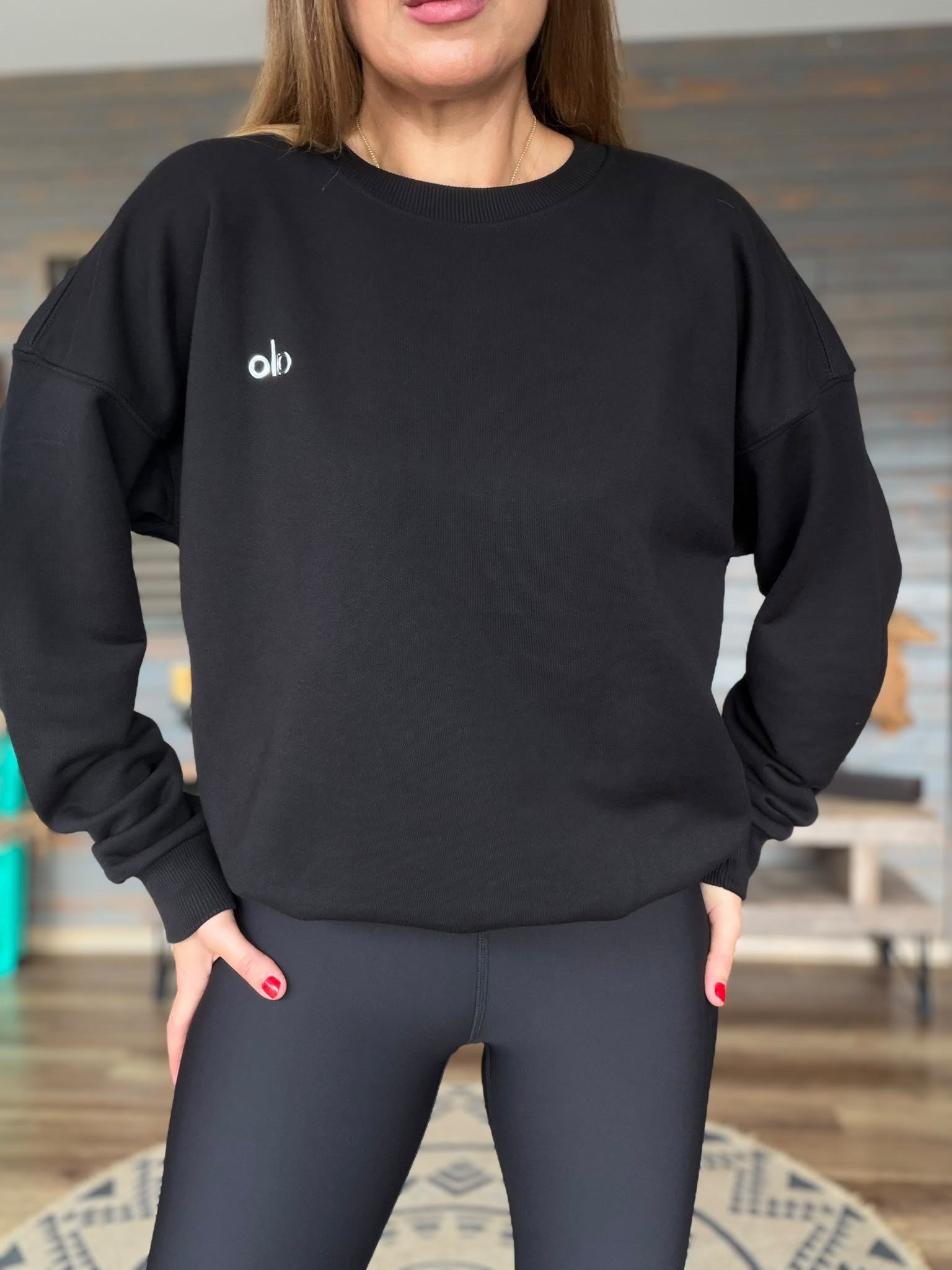 Gümüş Logolu Basic Sweatshirt