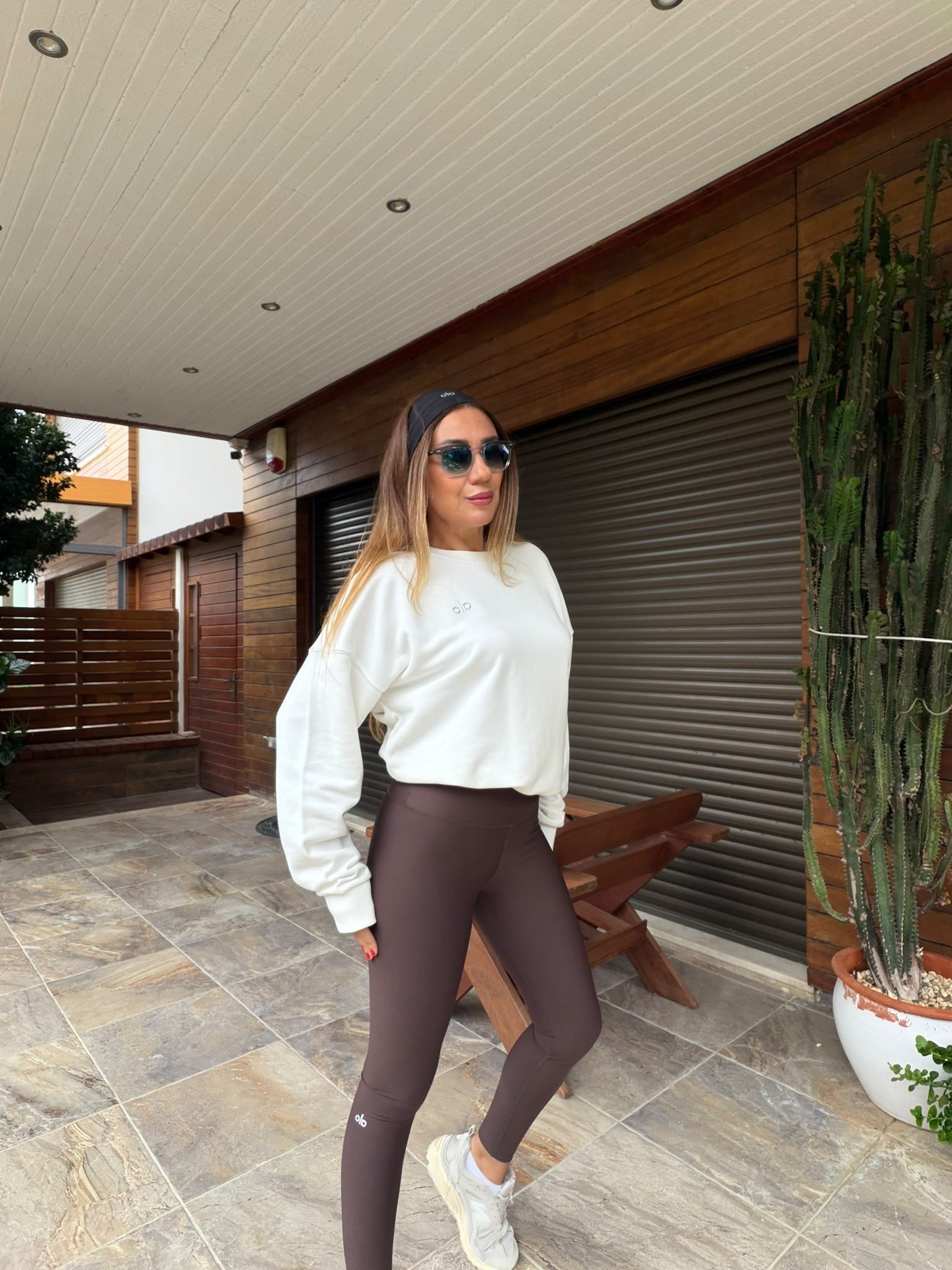 Gümüş Logolu Basic Sweatshirt