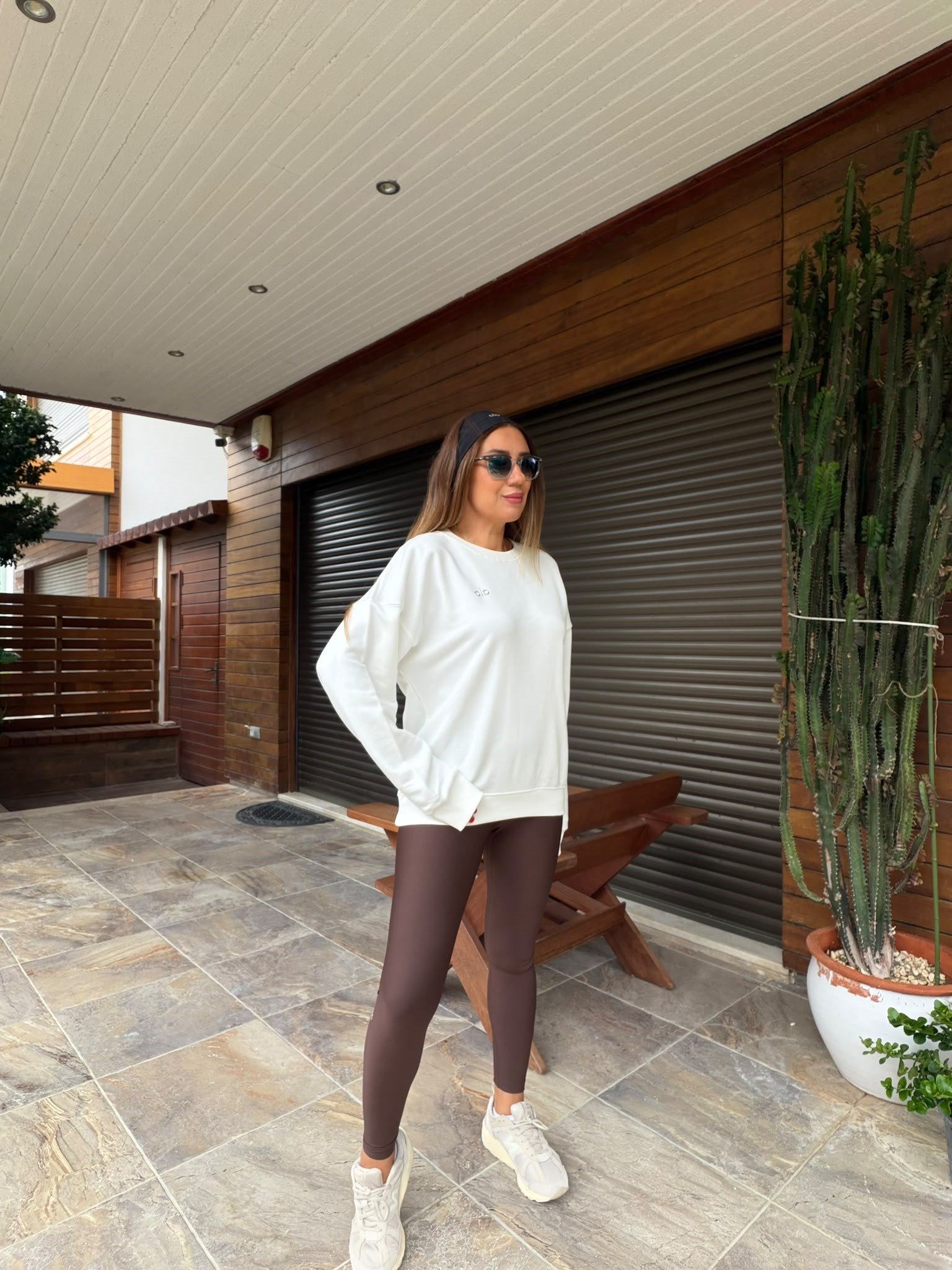 Gümüş Logolu Basic Sweatshirt