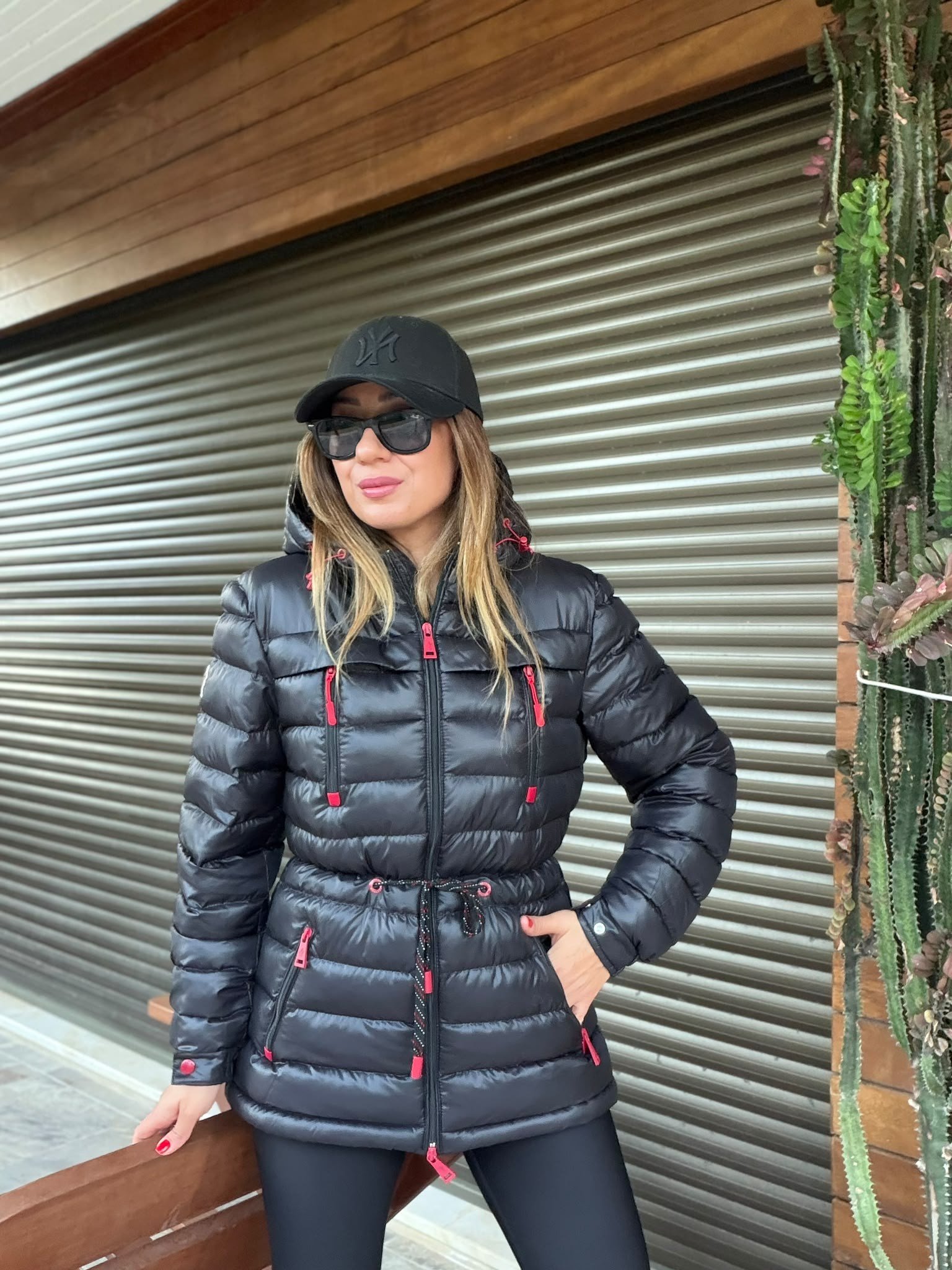 Kolda Nakış Logo Bel Büzmeli Şişme Mont