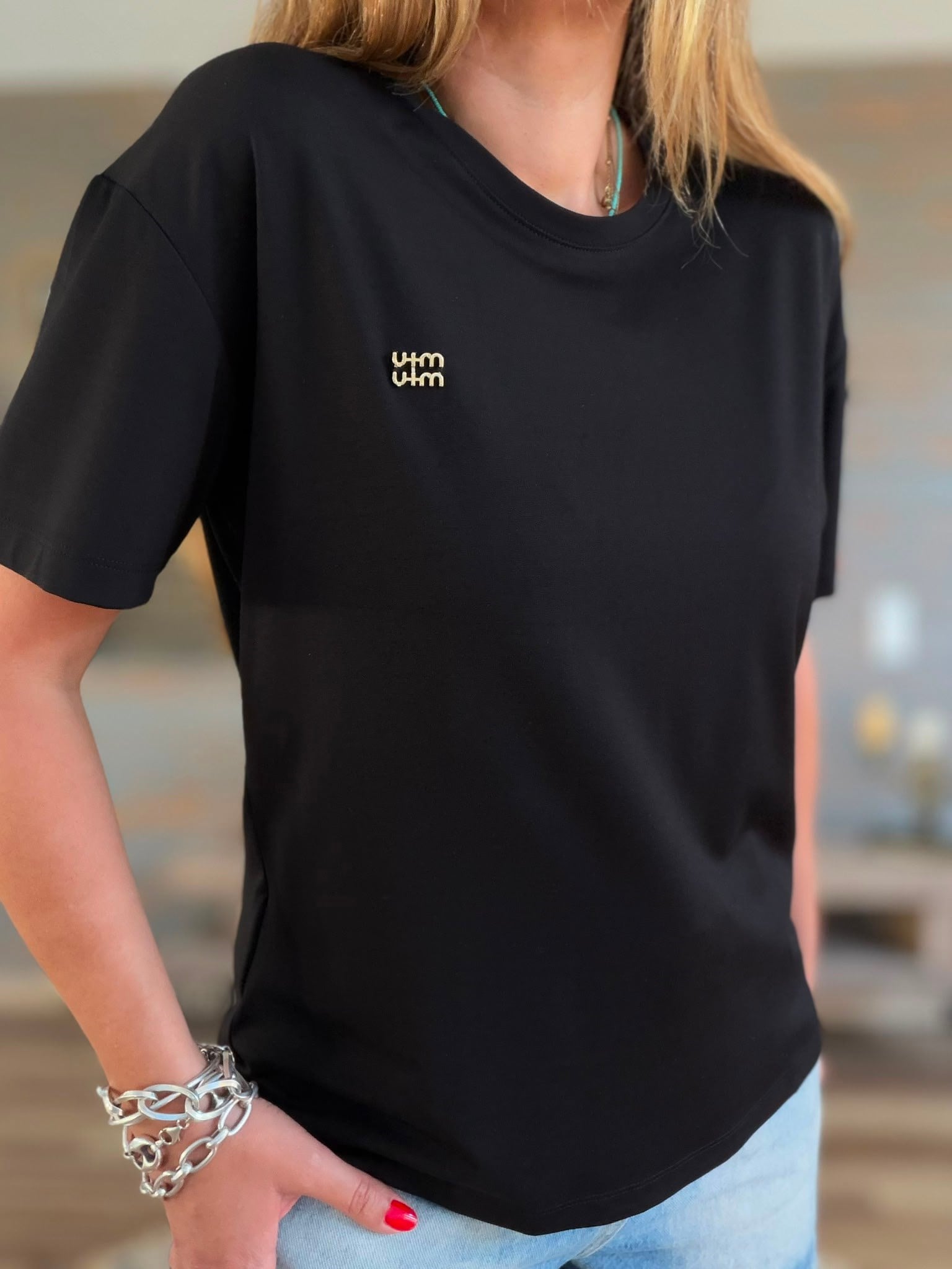 Metal Logolu Modal Kumaş T-Shirt