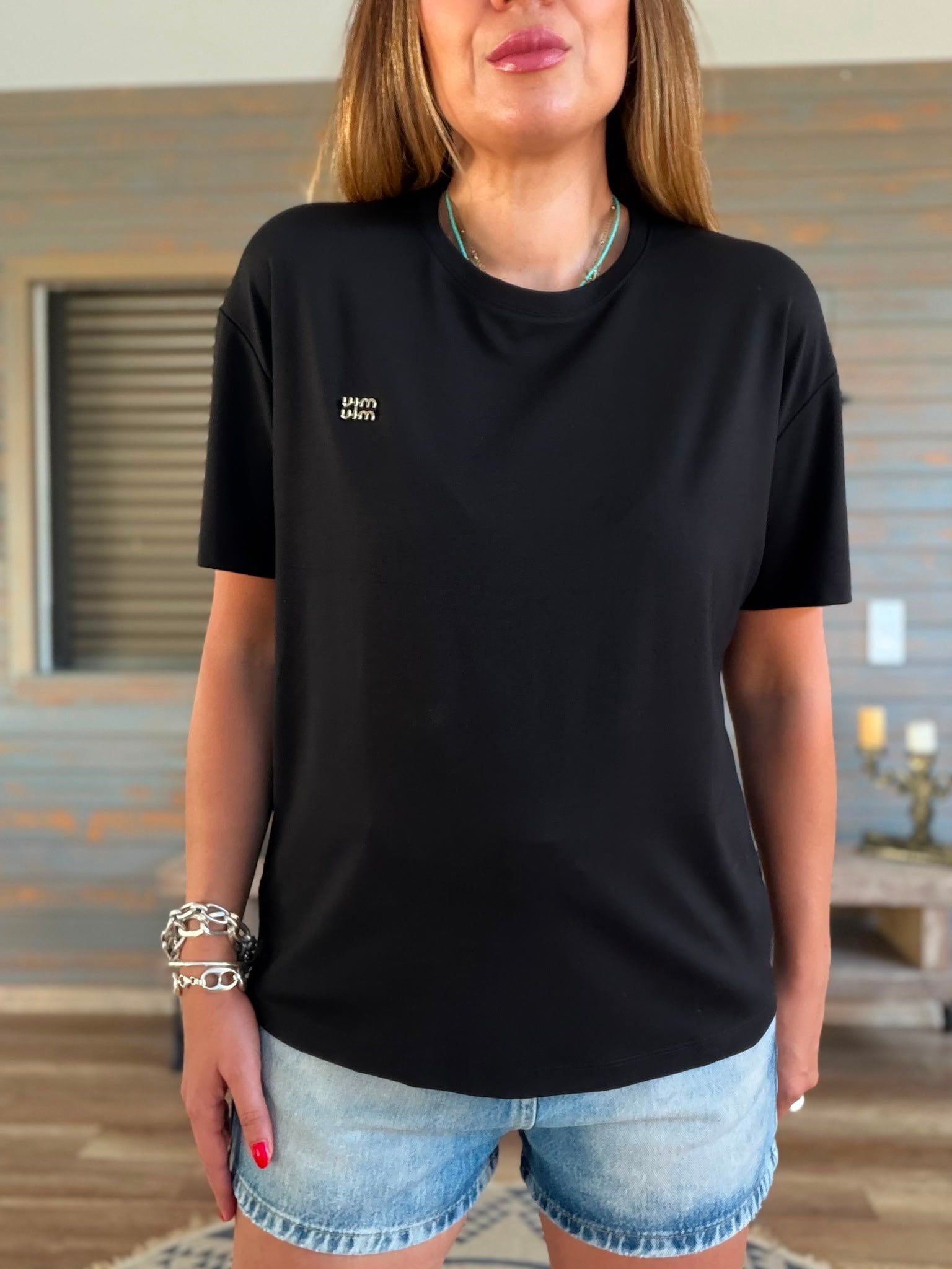 Metal Logolu Modal Kumaş T-Shirt