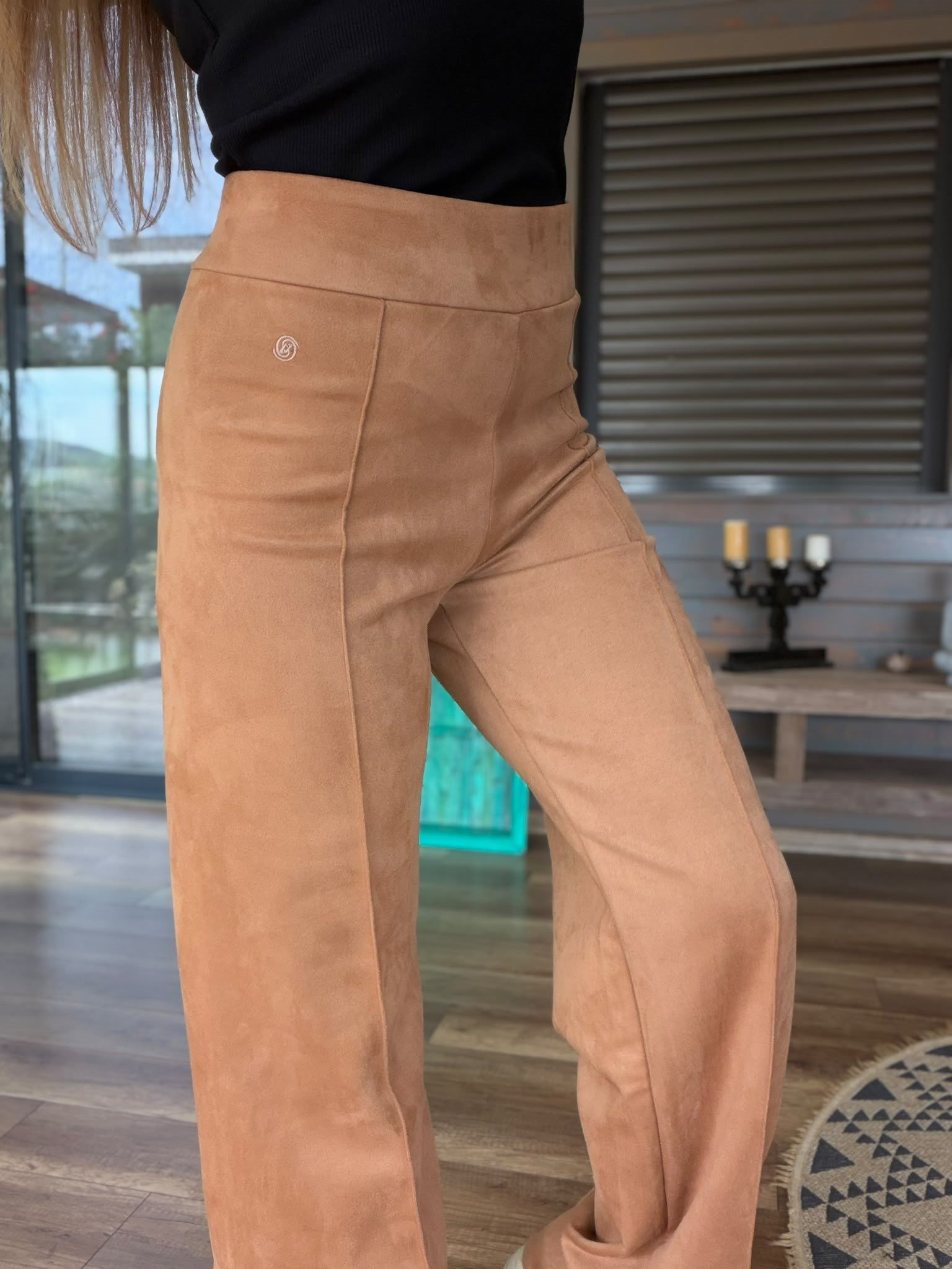Nakış Logolu Geniş Paça Süet Pantolon