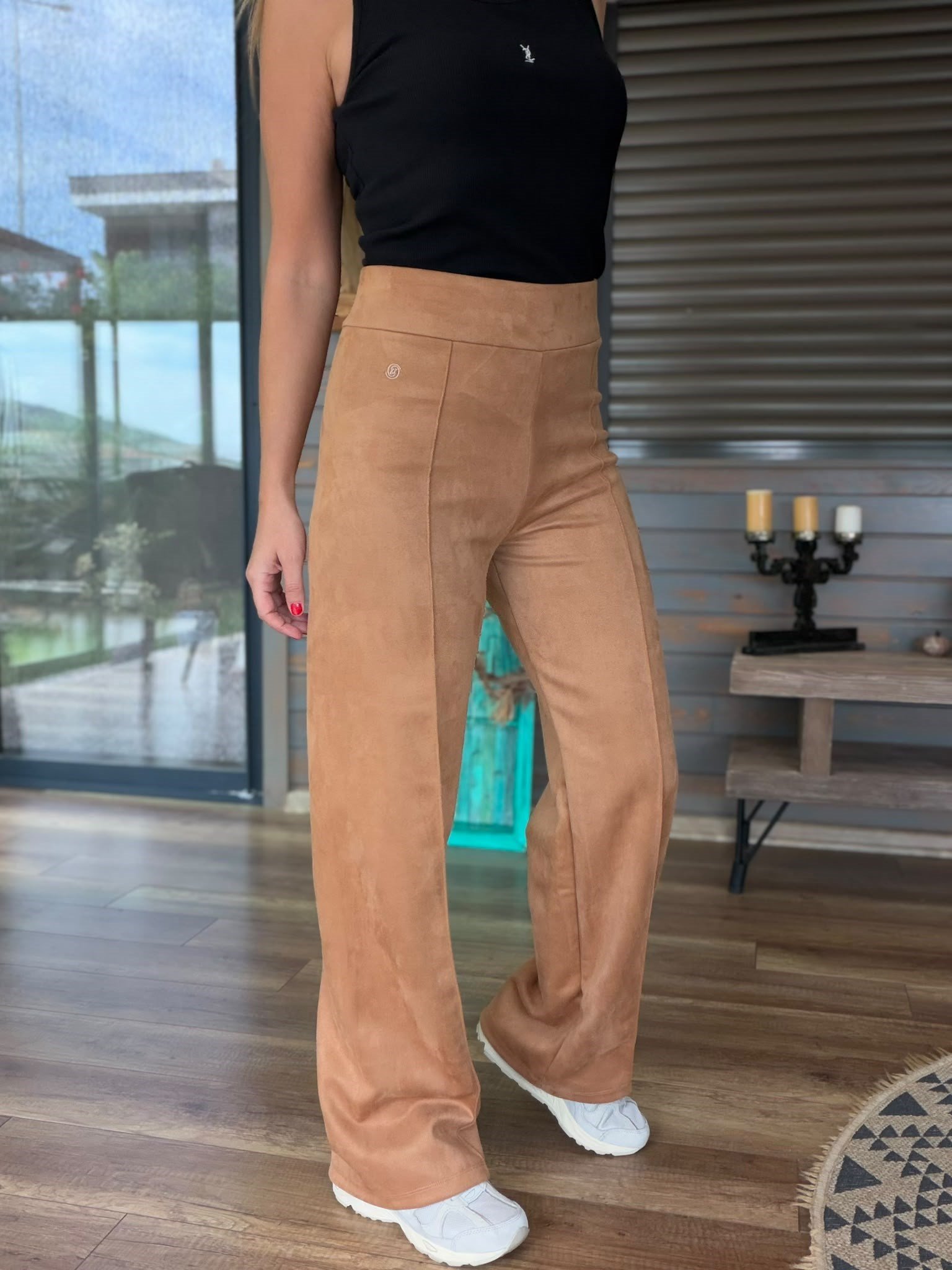 Nakış Logolu Geniş Paça Süet Pantolon