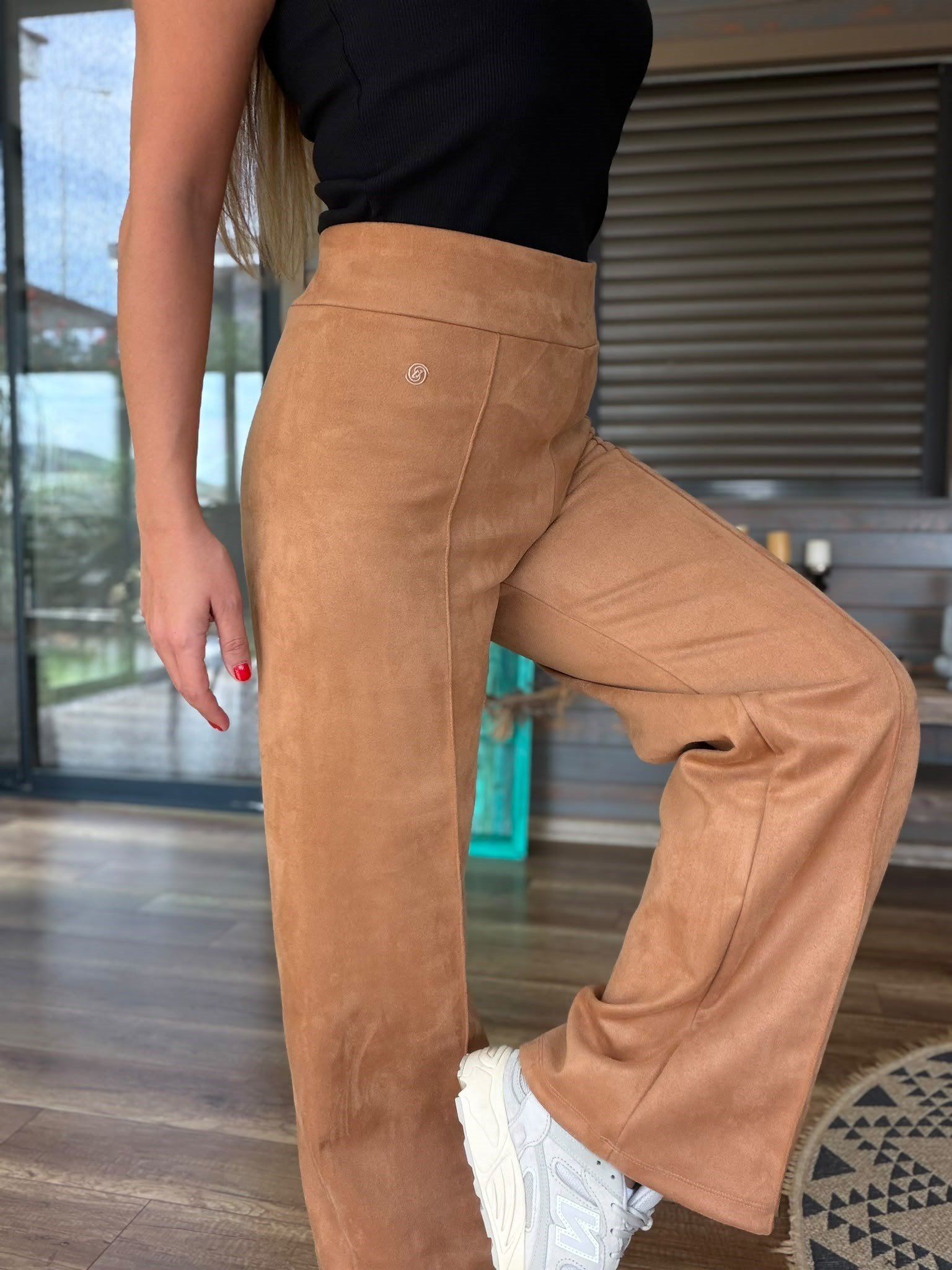 Nakış Logolu Geniş Paça Süet Pantolon