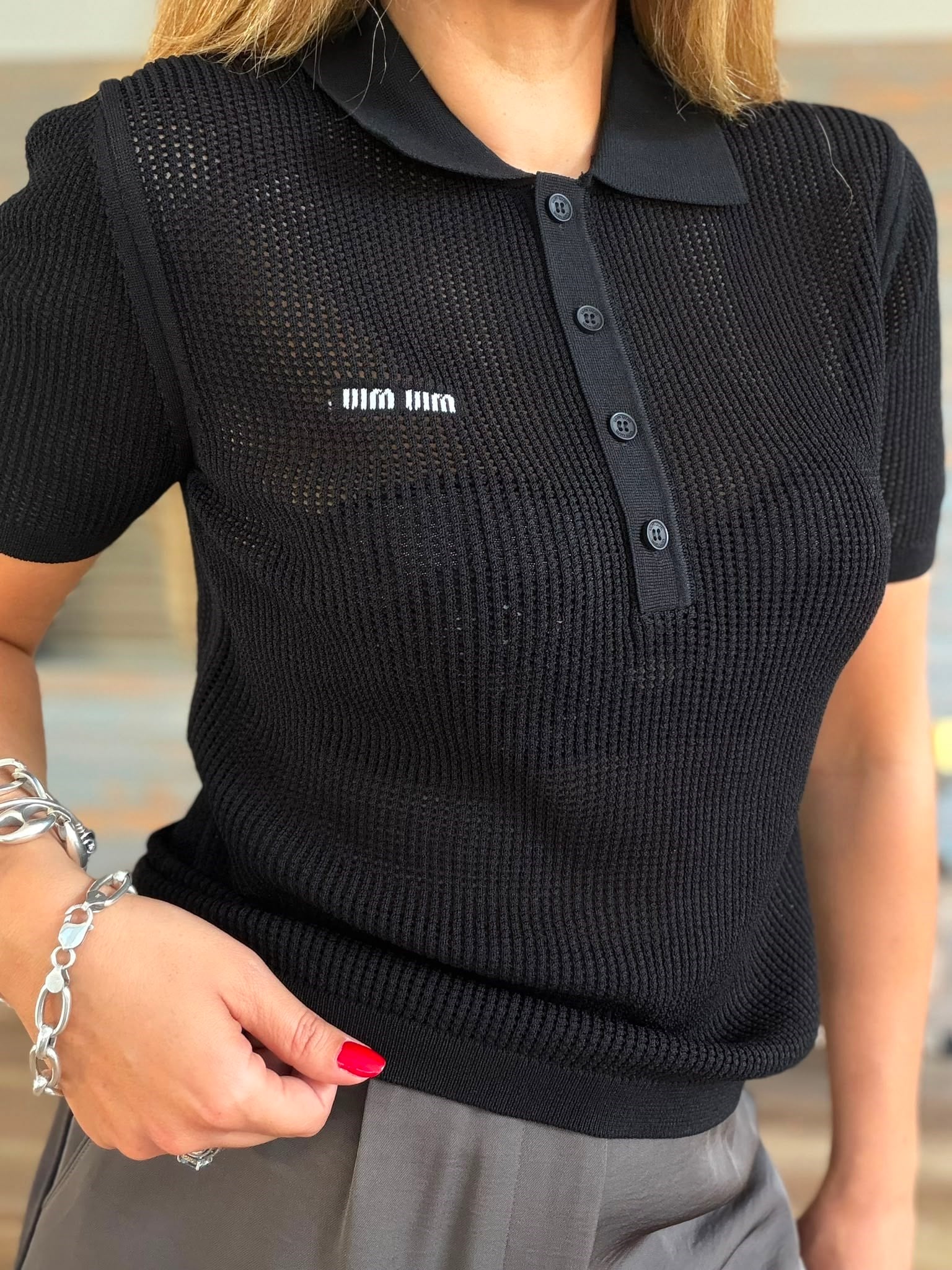 Nakış Logolu Örme Triko Yakalı T-Shirt