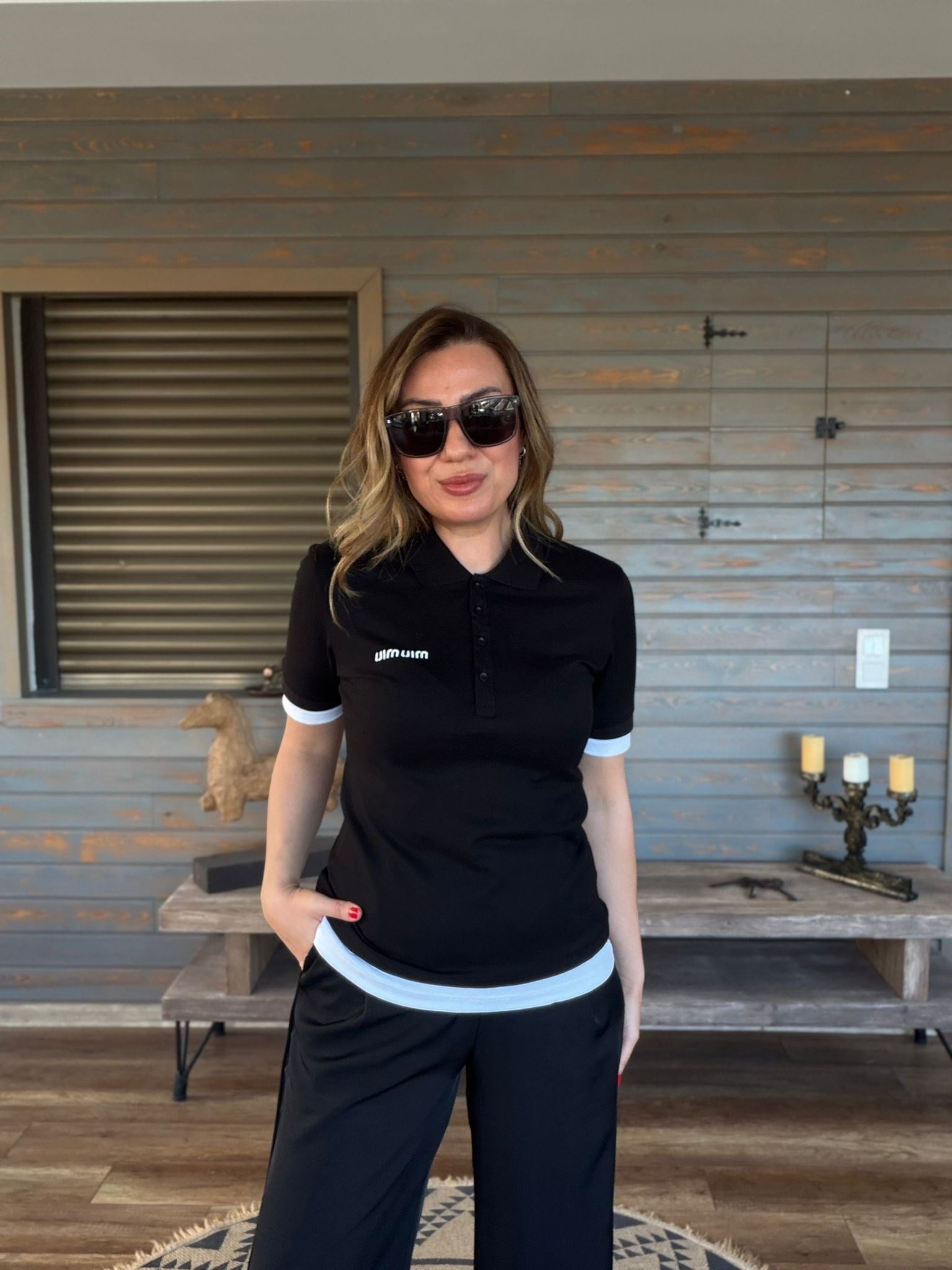 Nakış Logolu Yakalı T-Shirt