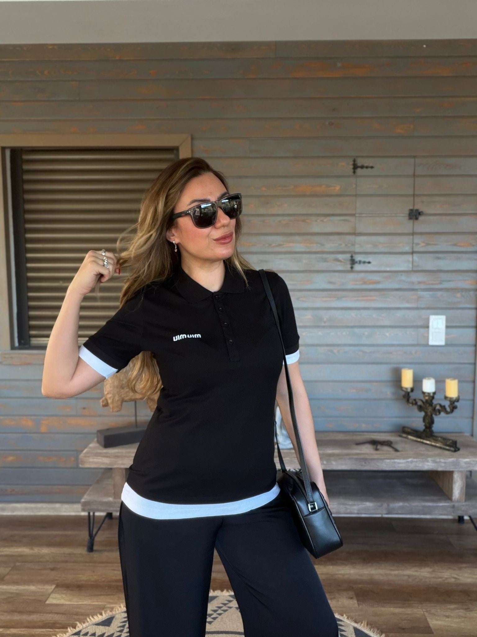 Nakış Logolu Yakalı T-Shirt