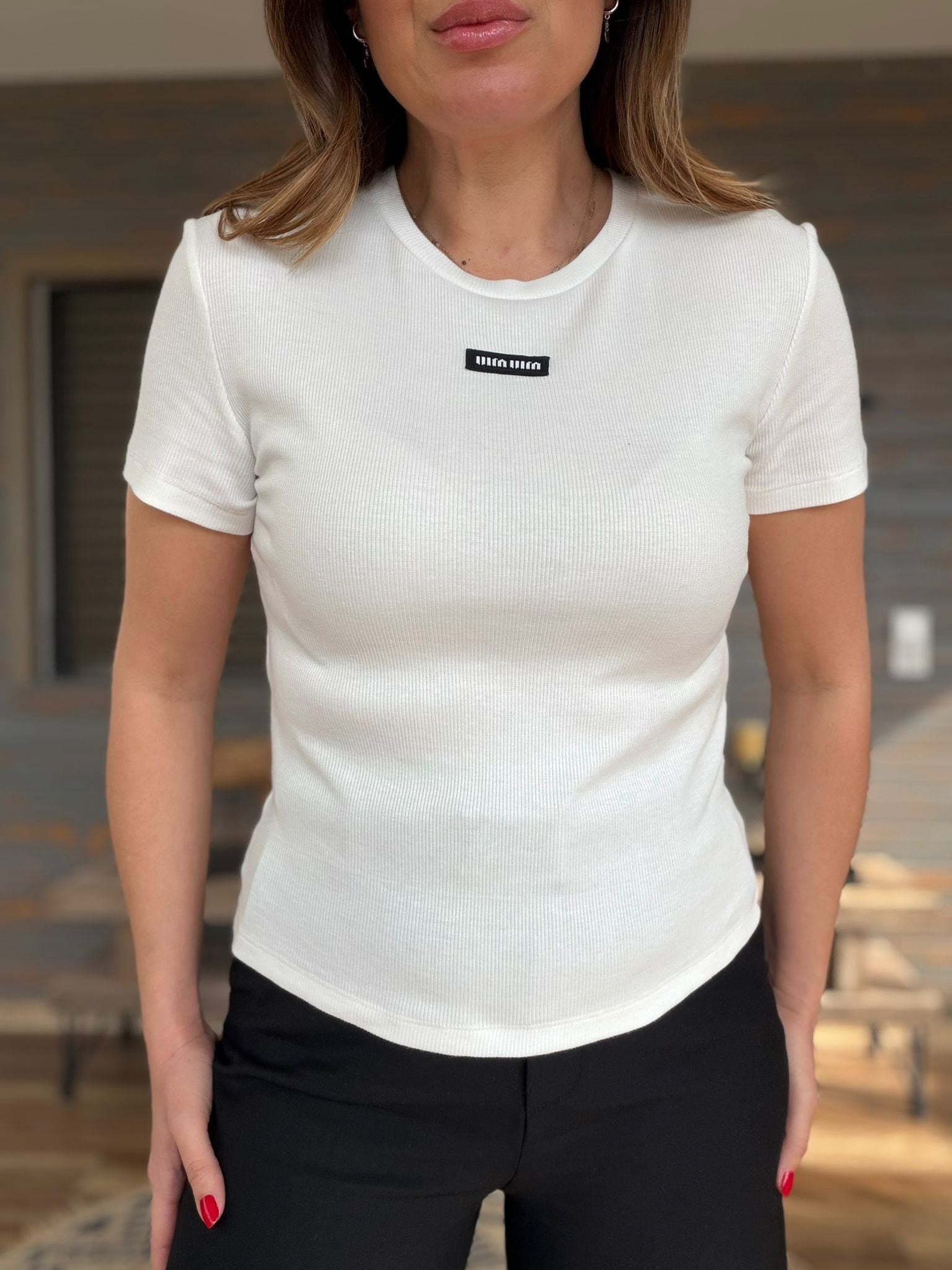 Ön Orta Armalı Basıc T-Shirt