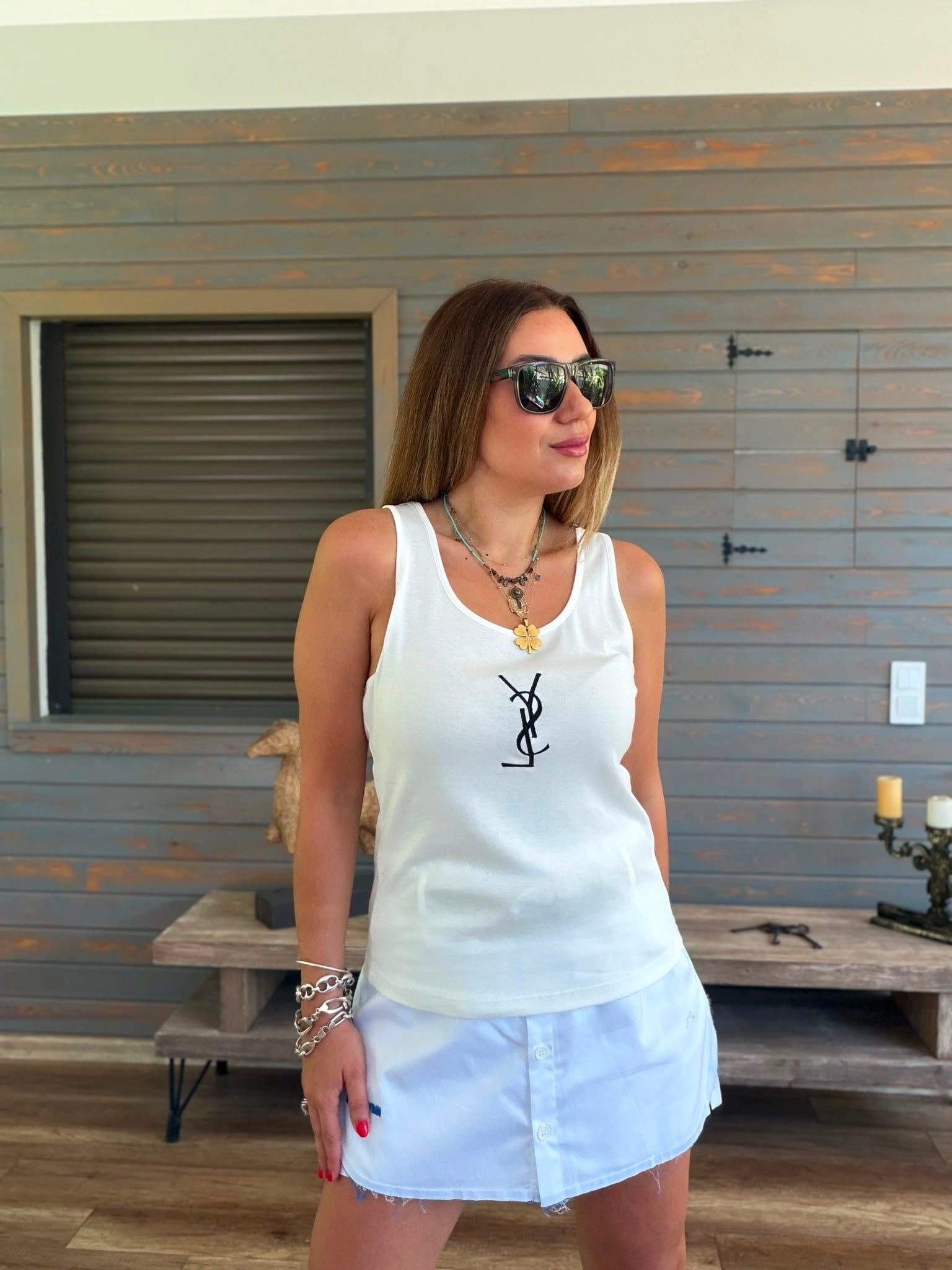 Ön Orta Nakış Logolu Askılı Body