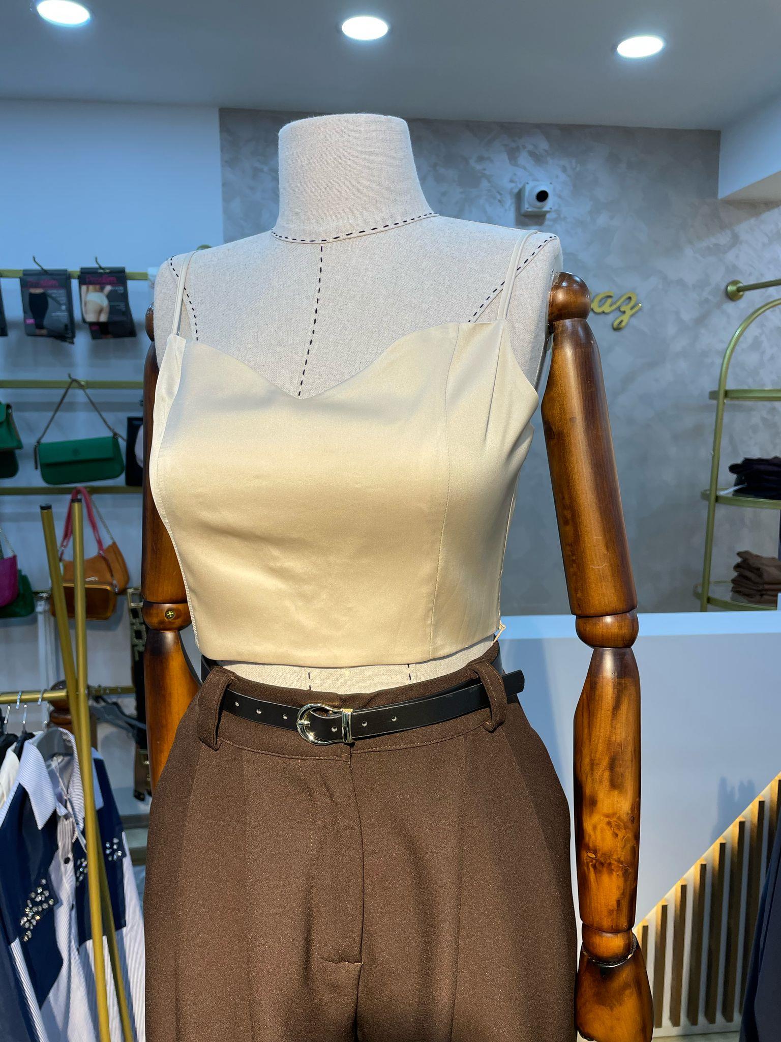 Saten ip askılı büstiyer