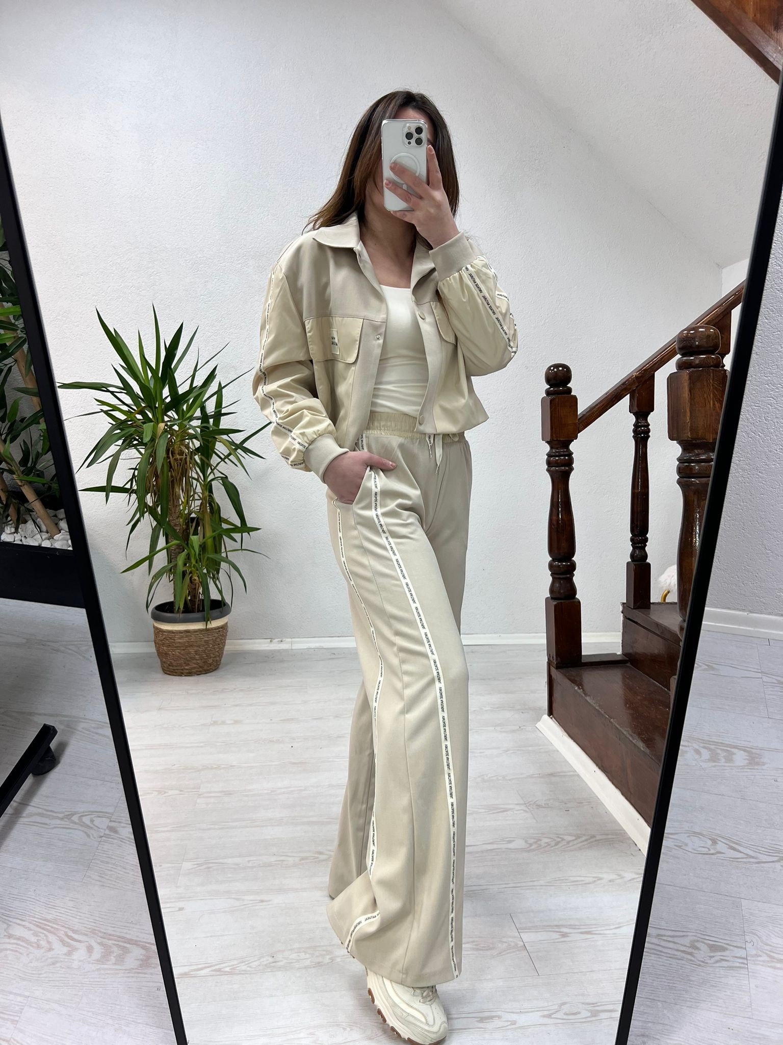 YAZI ŞERİTLİ TAKIM BEJ - 1296