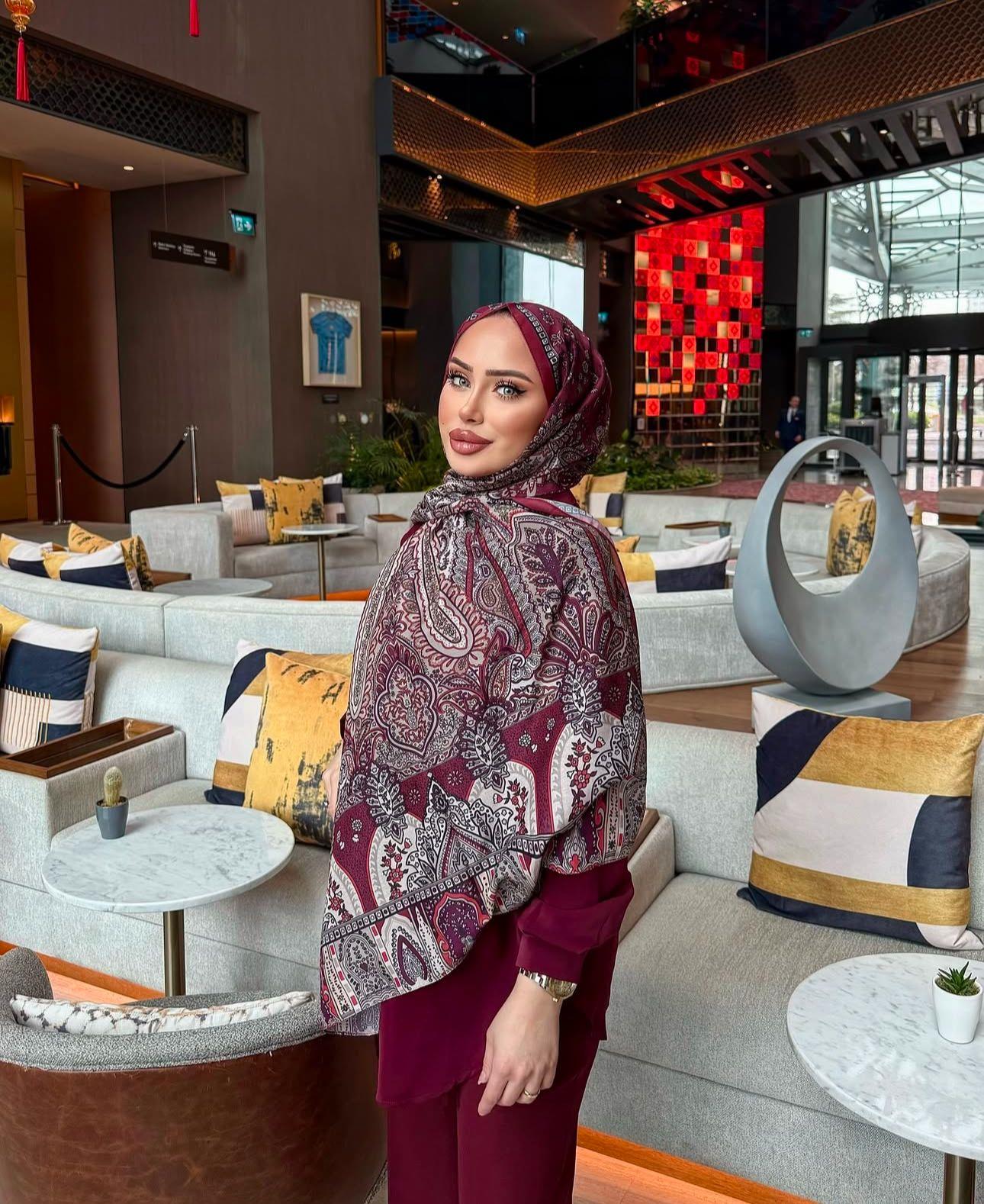 Yüsra Model Şal Bordo