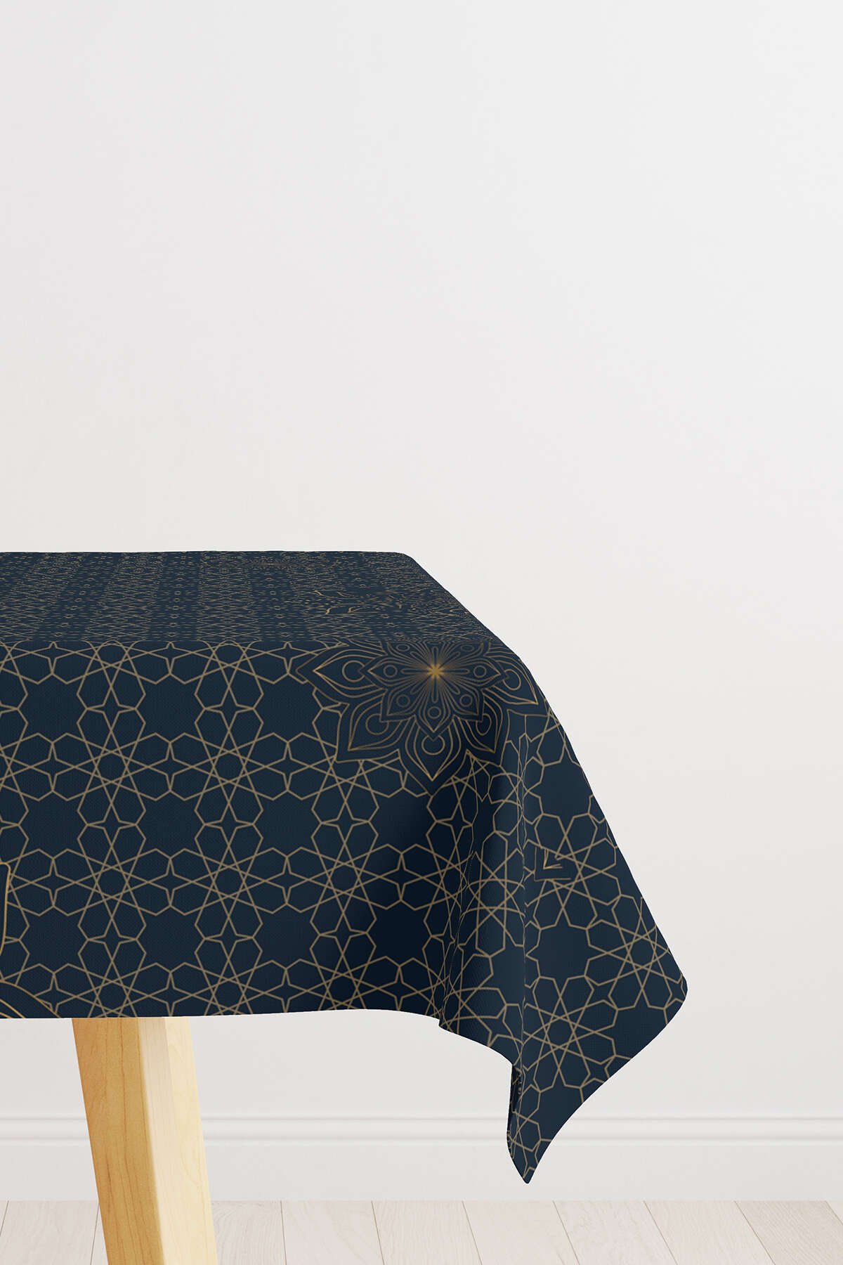 Lacivert Sarı Ramazan Temalı Dekoratif Desenli Dijital Baskılı Masaörtüsü CGH1295-MS