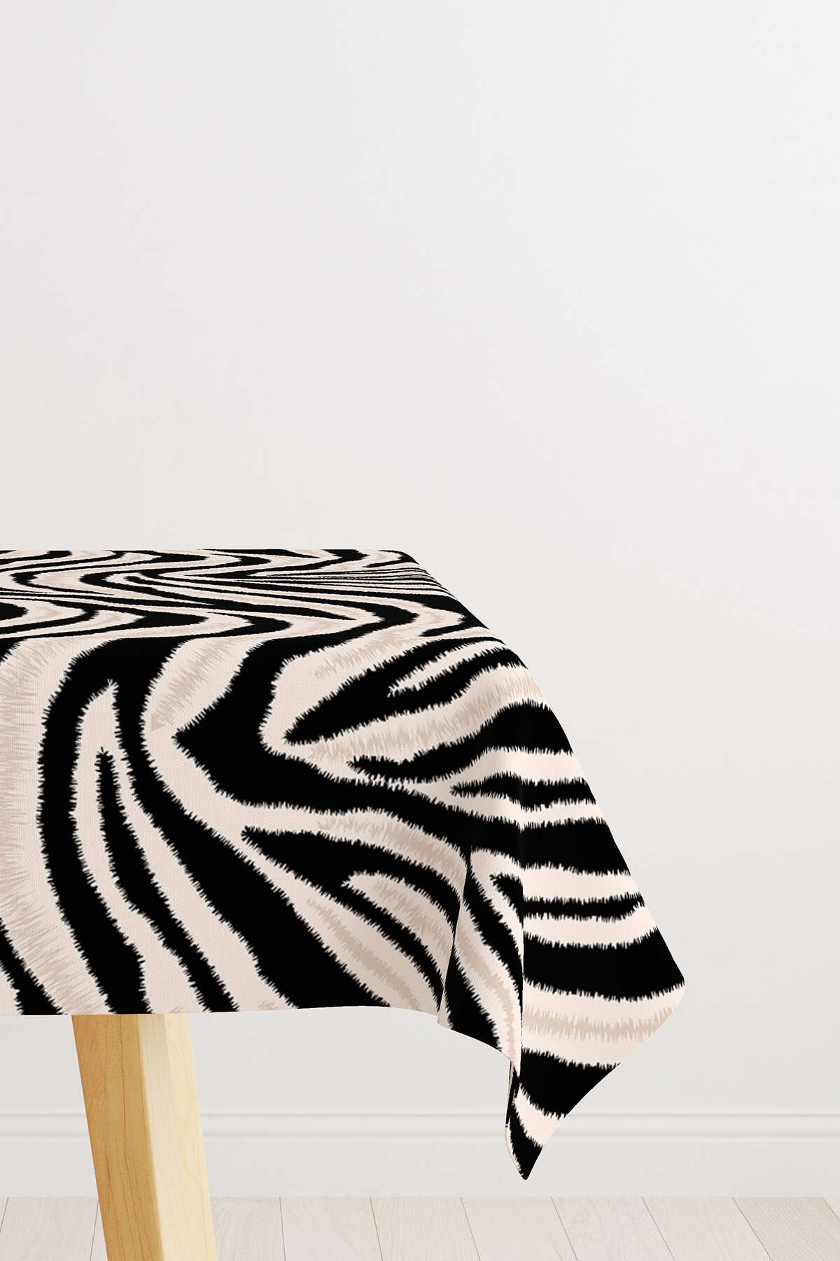 Siyah Bej Zebra Desenli Dijital Baskılı Masaörtüsü CGH348-MS