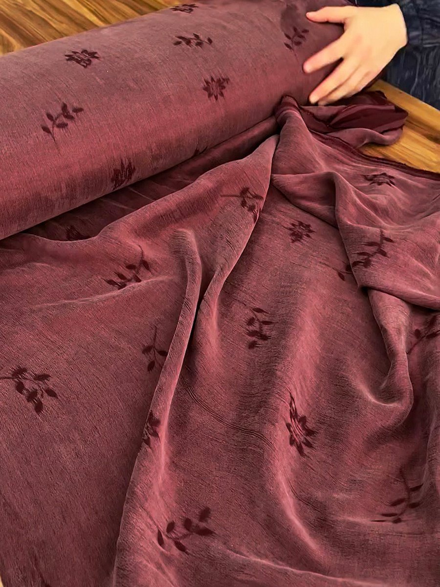 Bordo Küçük Çiçek Desen Jakarlı İpek Kupra