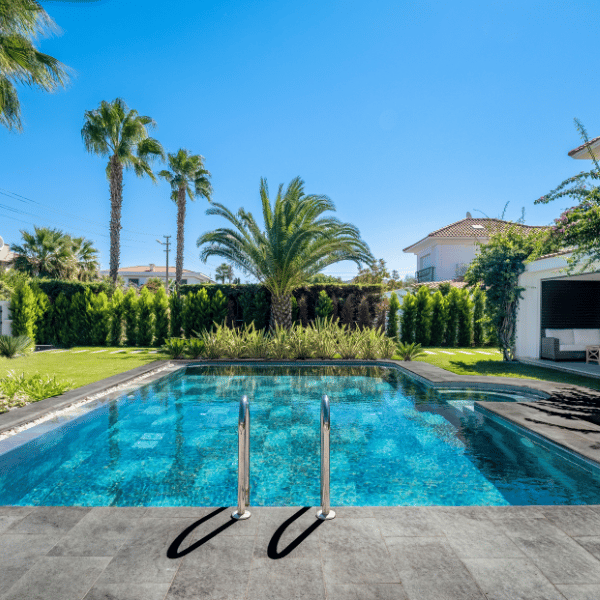 Pool Garden Anthracite Porselen Teras Kaymazları 33x66x0,76 cmTeras KaplamaSerapoolPOOL GARDEN ANTHRACITE
