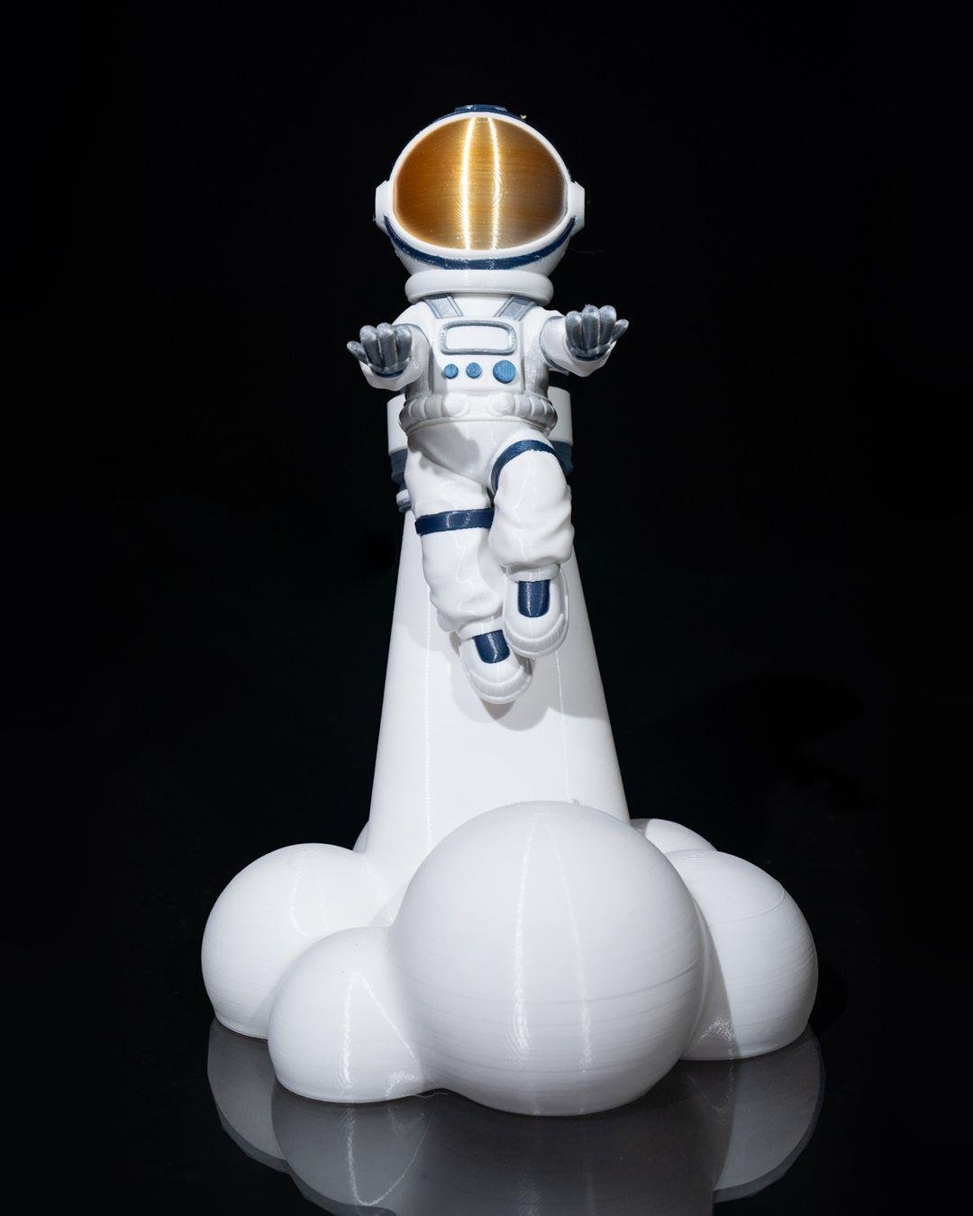 astronot-konsol-tutucu-d966bb.jpg
