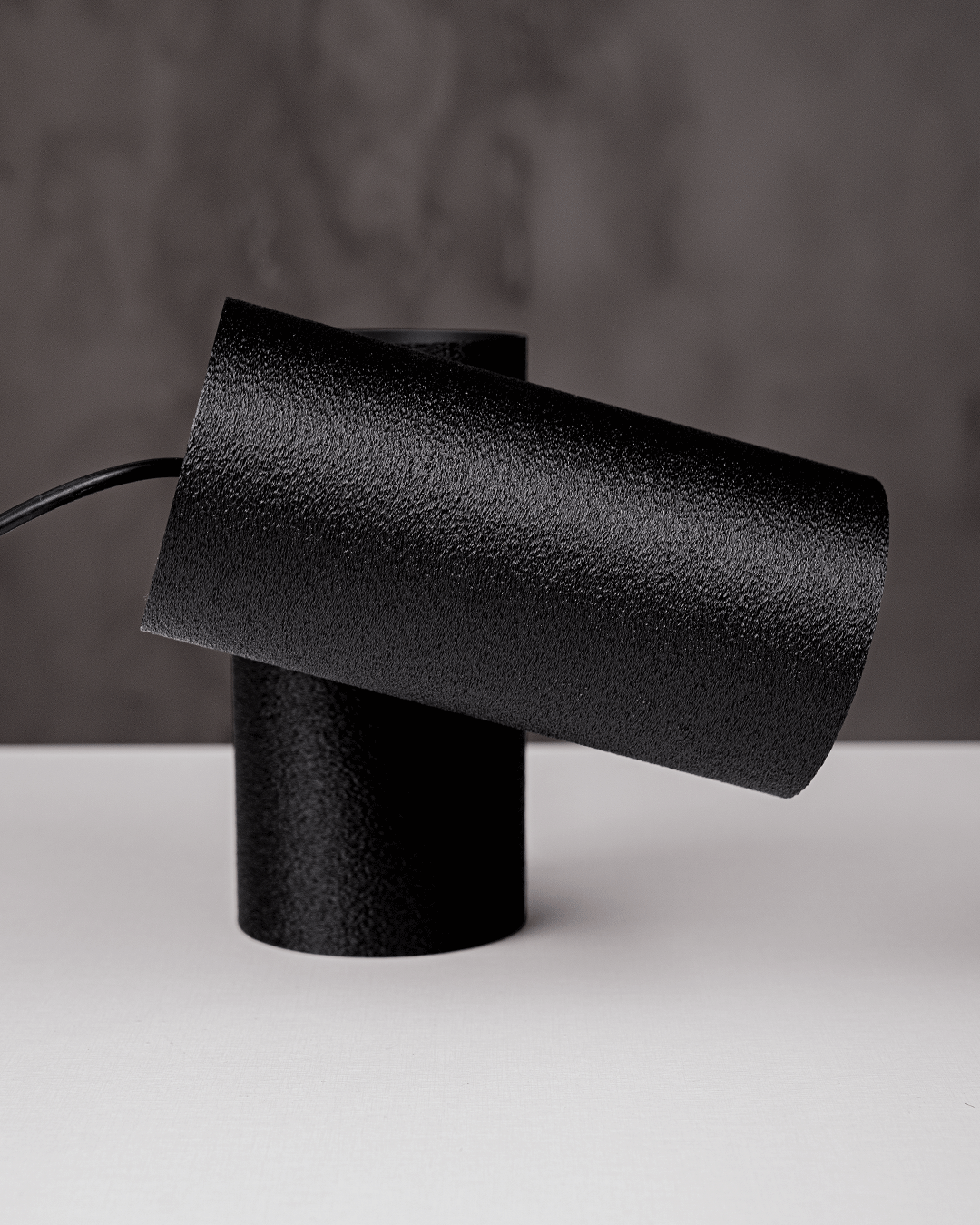 Canon Style Modern Masa Lambası | 3D Baskı Tasarım Siyah Silindir Gövdeli Aydınlatma