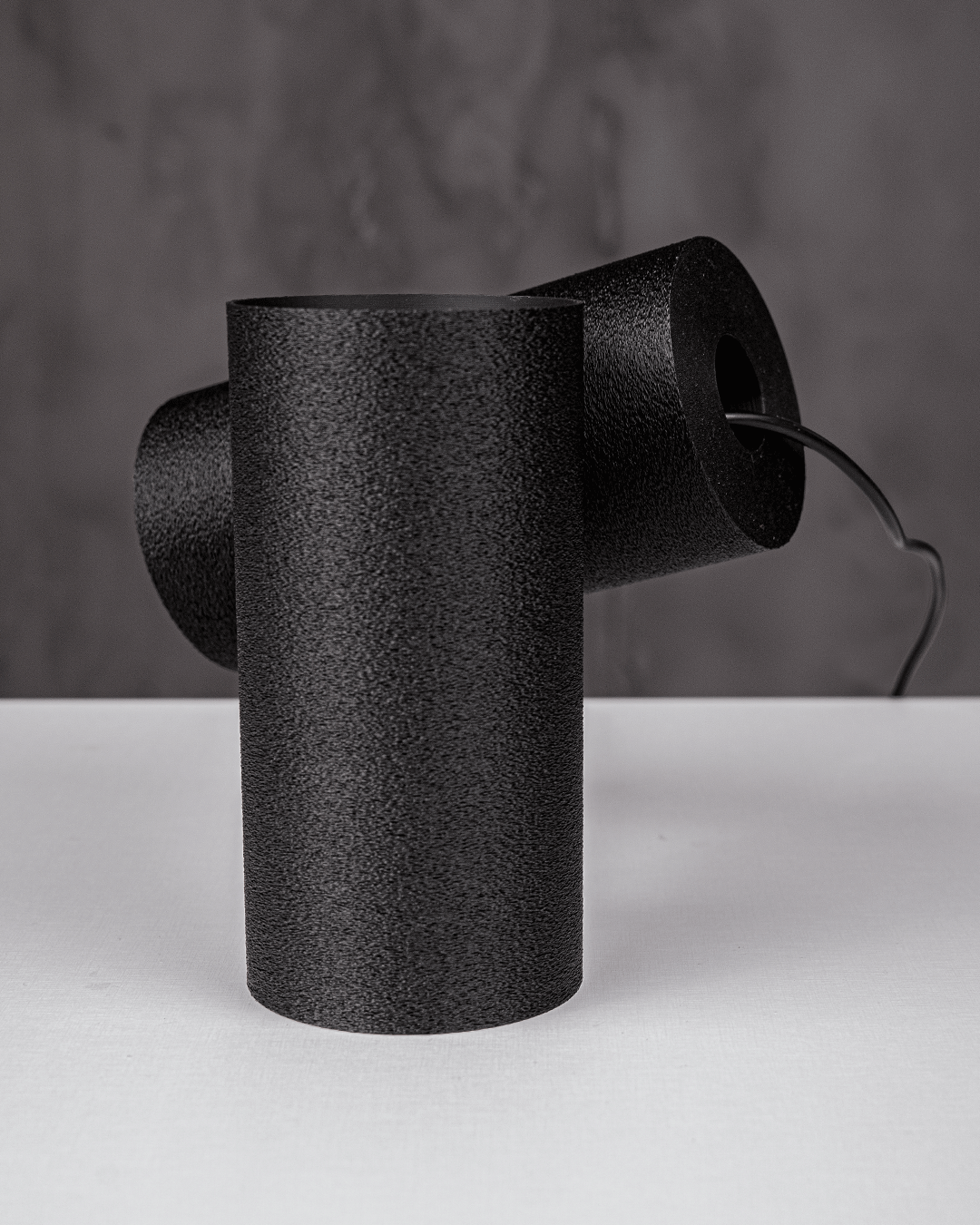 Canon Style Modern Masa Lambası | 3D Baskı Tasarım Siyah Silindir Gövdeli Aydınlatma