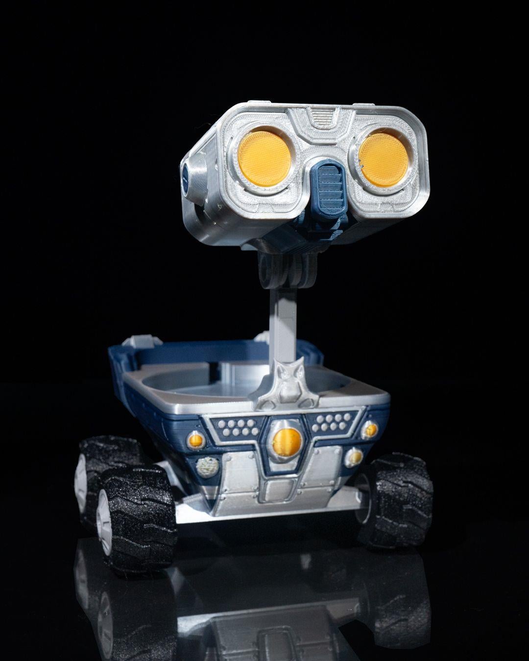 chargerbot-figuru-db1b1f.jpg