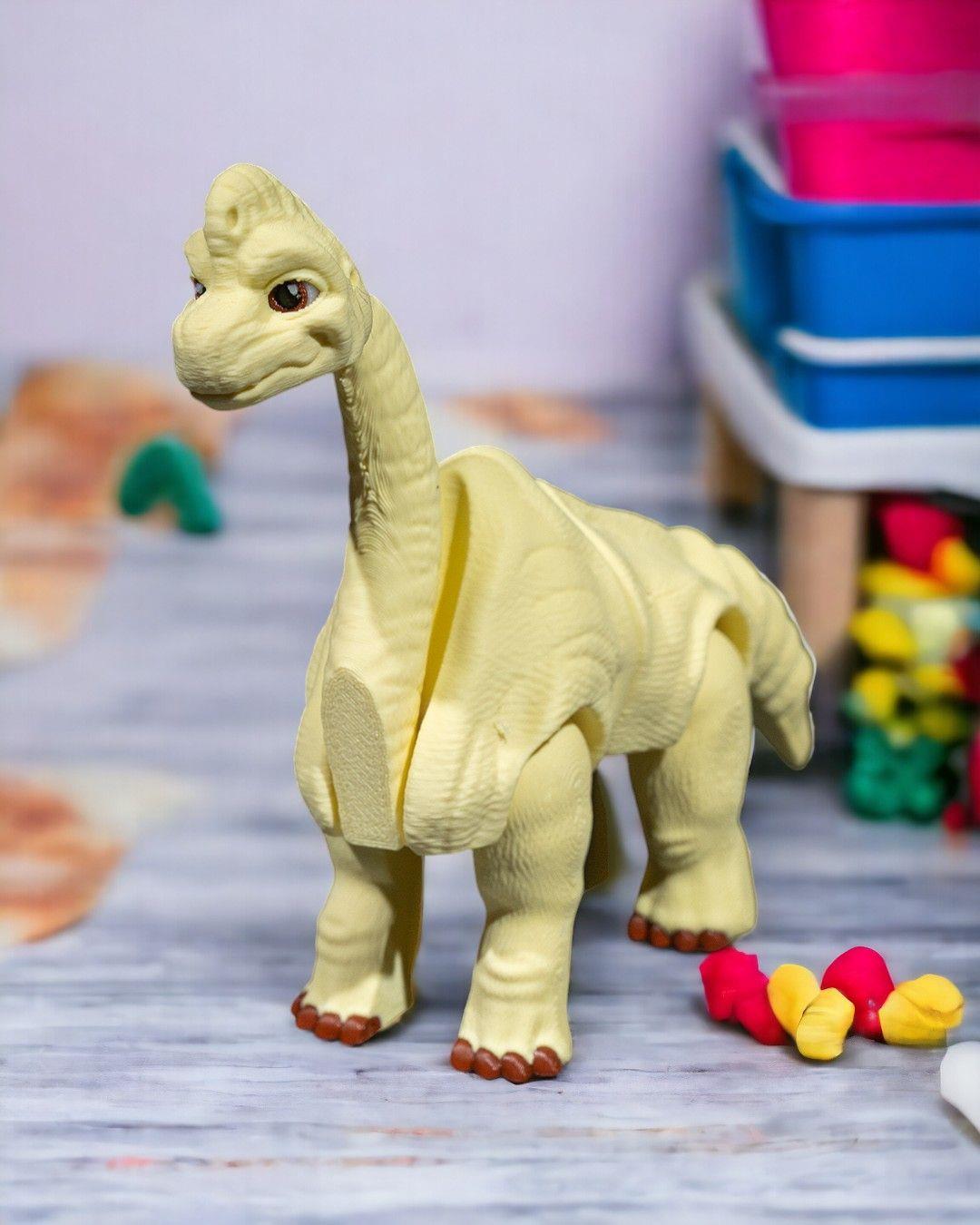 Hareketli Brachiosaurus Figürü
