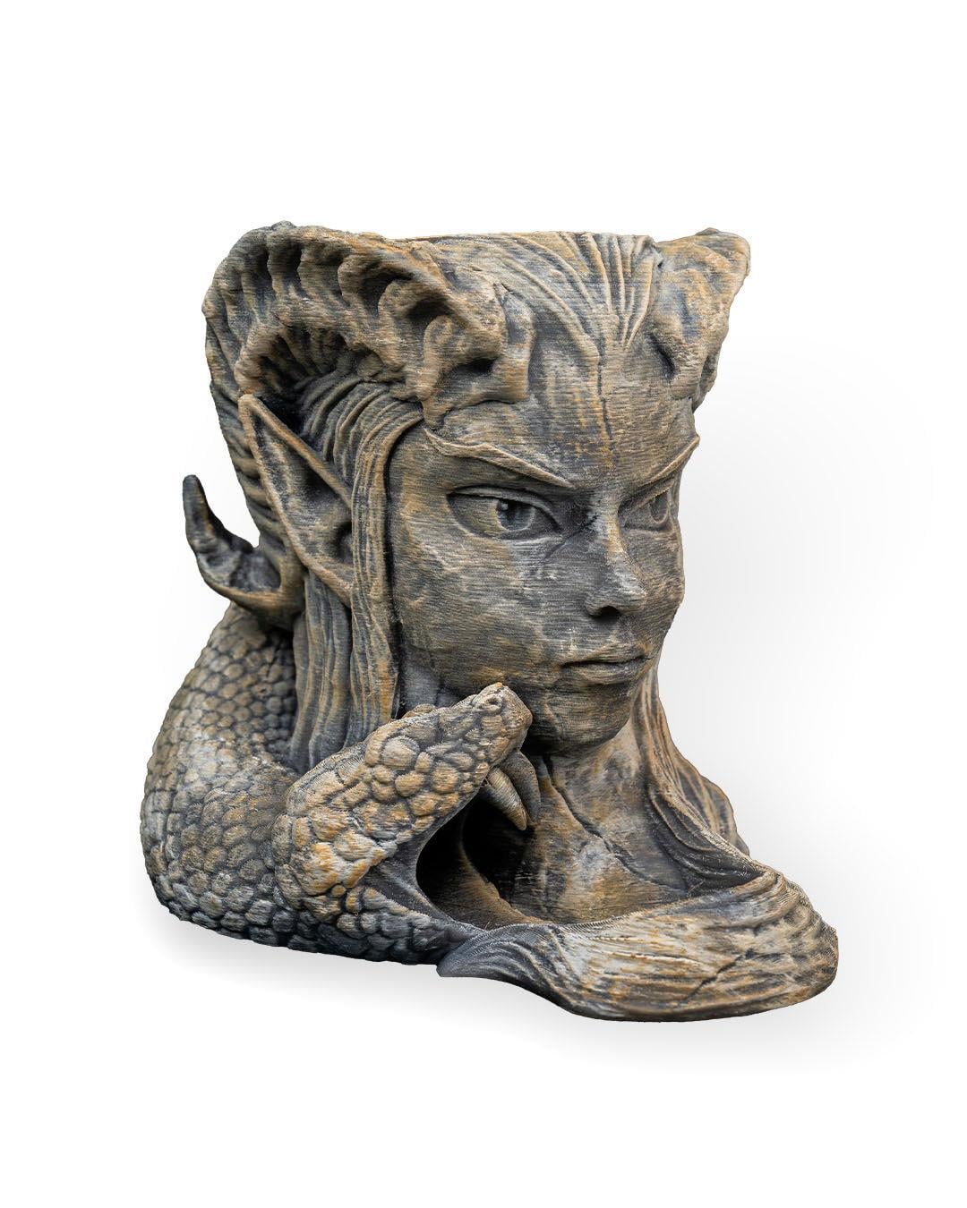 infernal-gambit-can-holder-and-dice-to-1-4798.jpg