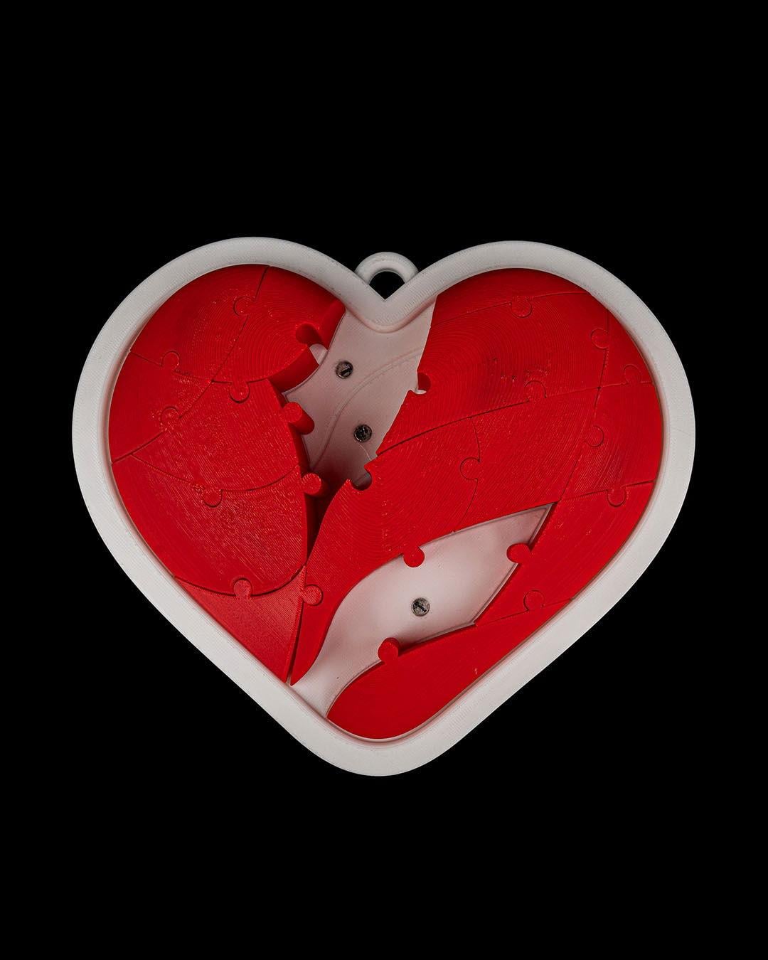 kalpli-puzzle-magnet-22cc62.jpg