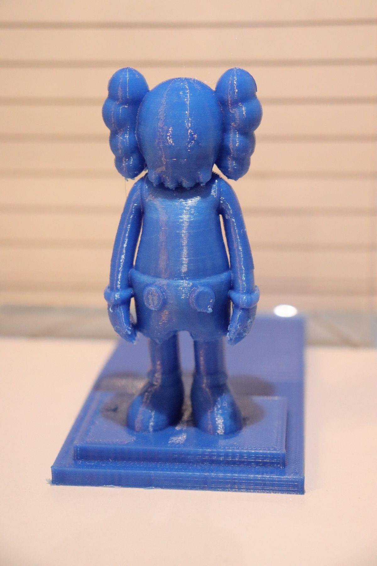 Kaws Standlı Figür